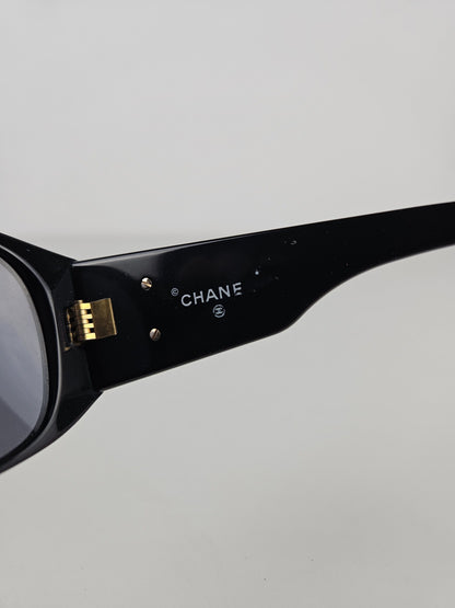 Vintage 90s Chanel 0004 10 oversized CC logo sunglasses