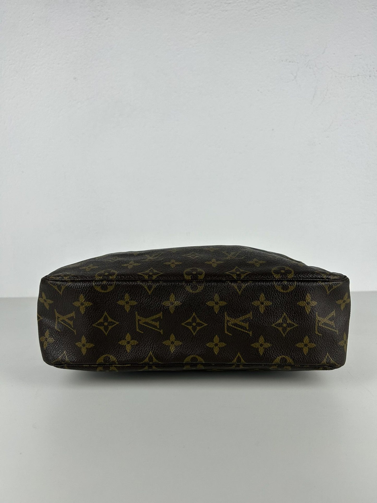 Vintage 80s Louis Vuitton monogram trousse 28 toiletry bag