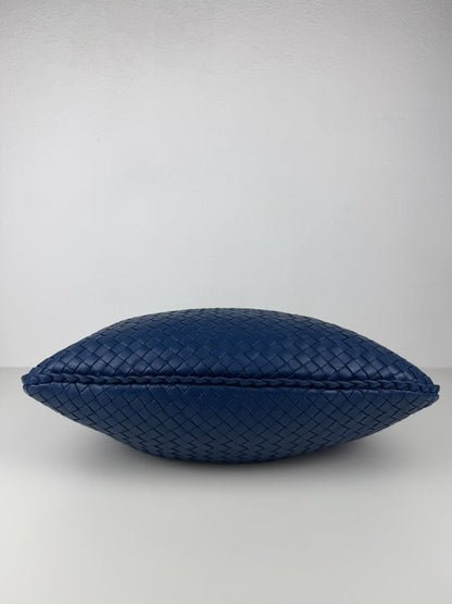 Bottega Veneta intrecciato hobo medium size