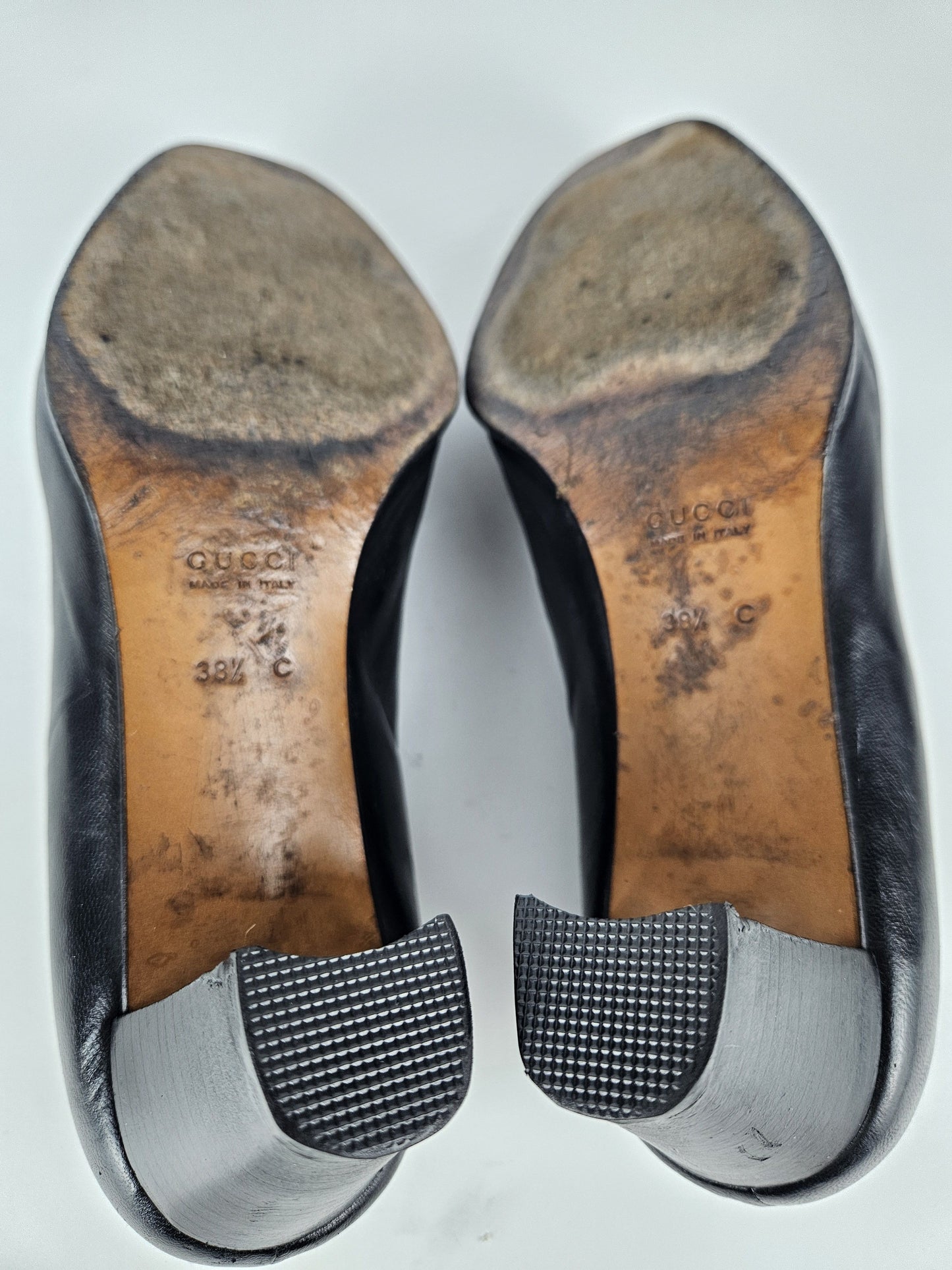 Vintage Gucci almond toe horsebit leather heels