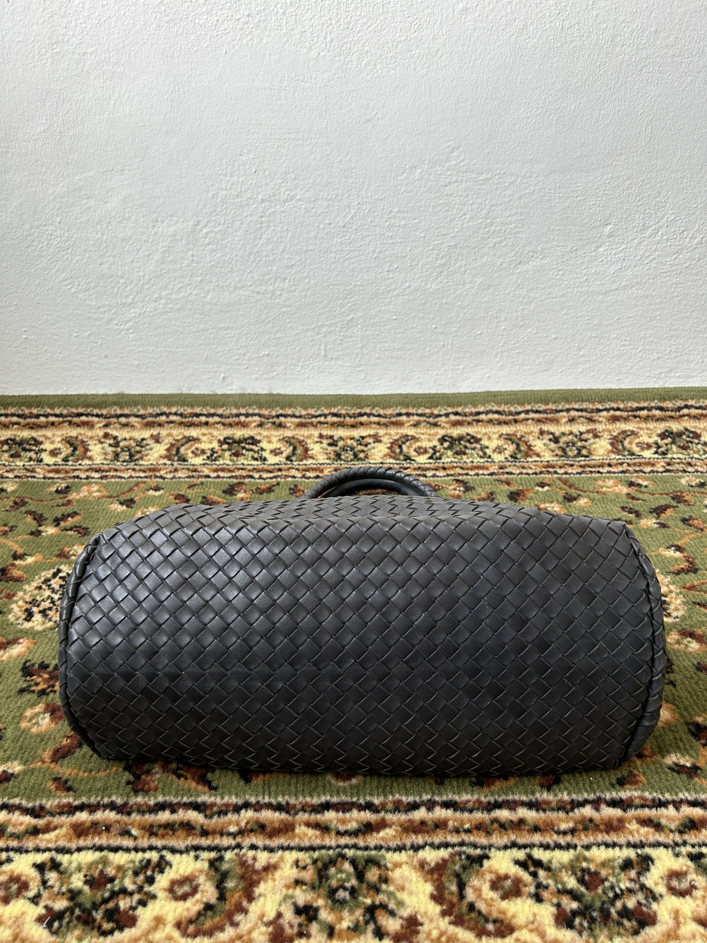 Bottega veneta intrecciato leather roma handbag