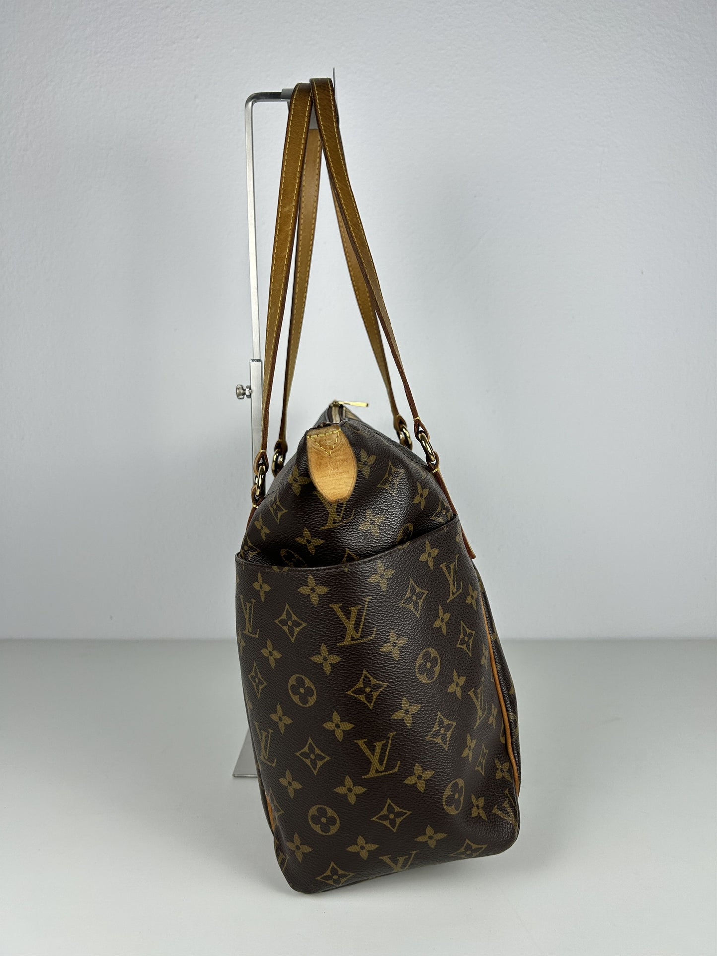 Louis Vuitton monogram Totally MM handbag tote