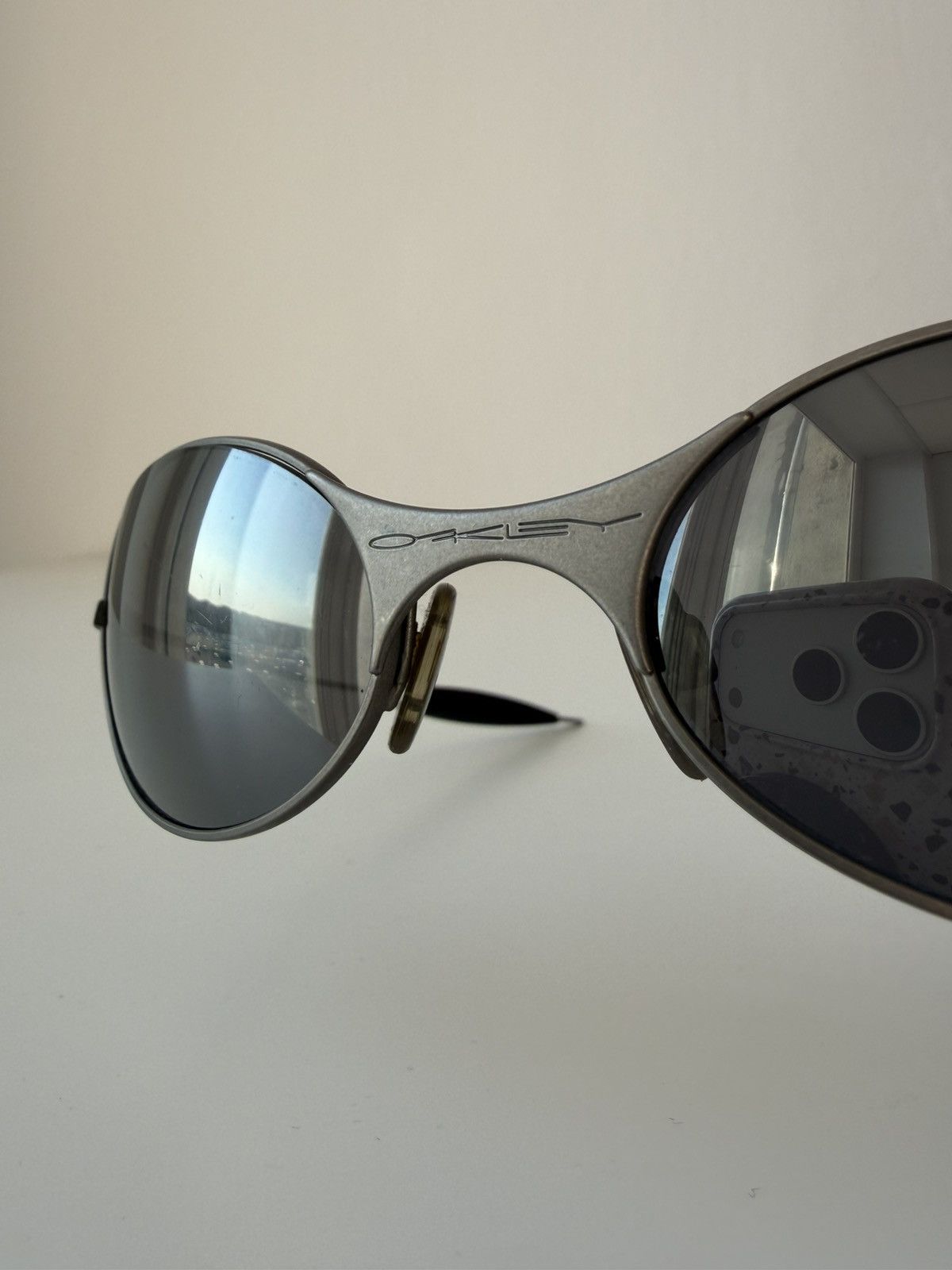 Vintage 90s Oakley wire 1 gen sunglasses