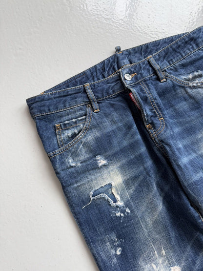 Dsquared2 distressed cool girl cropped jean