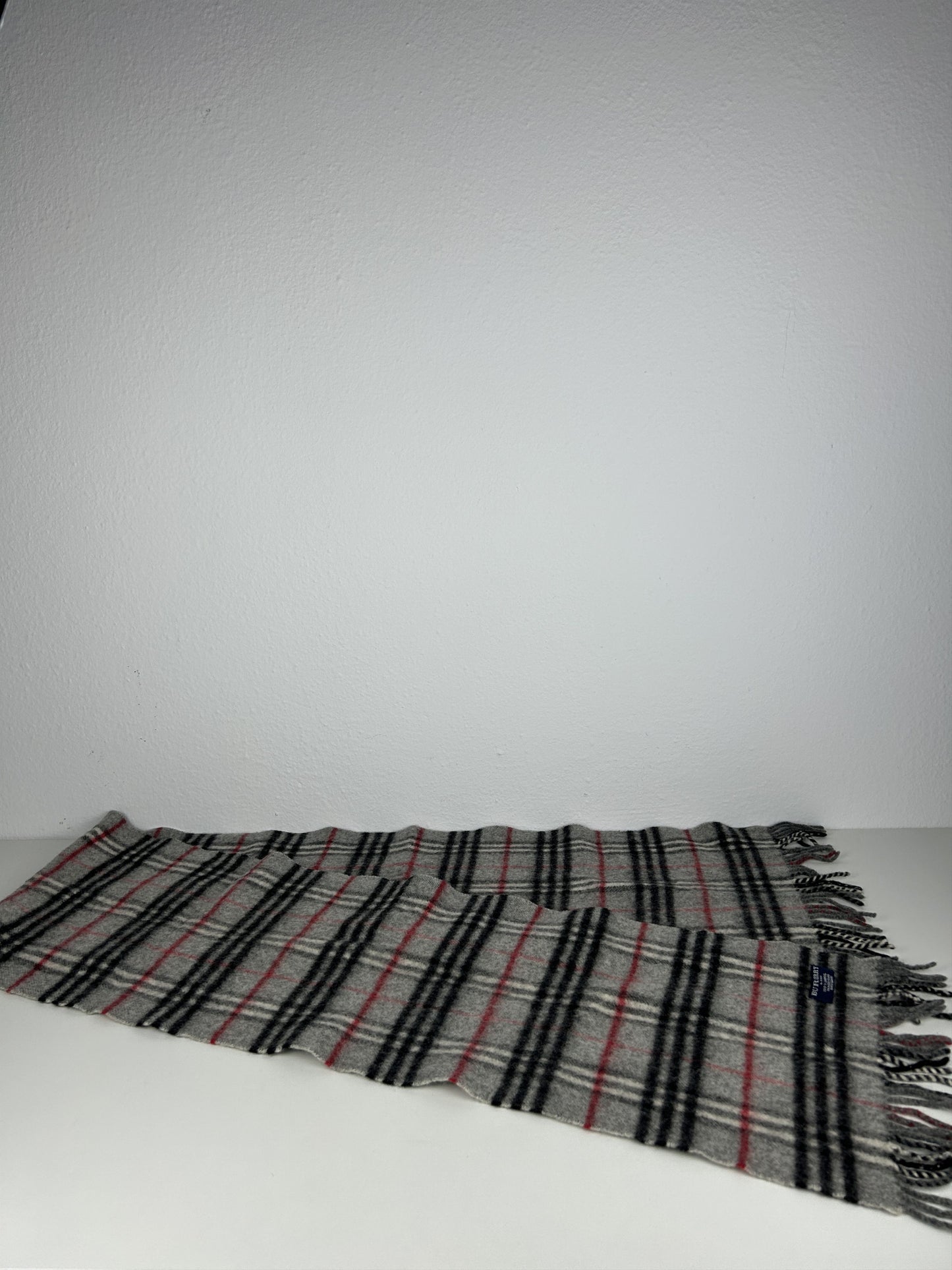 Vintage Burberry gray nova check wool scarf