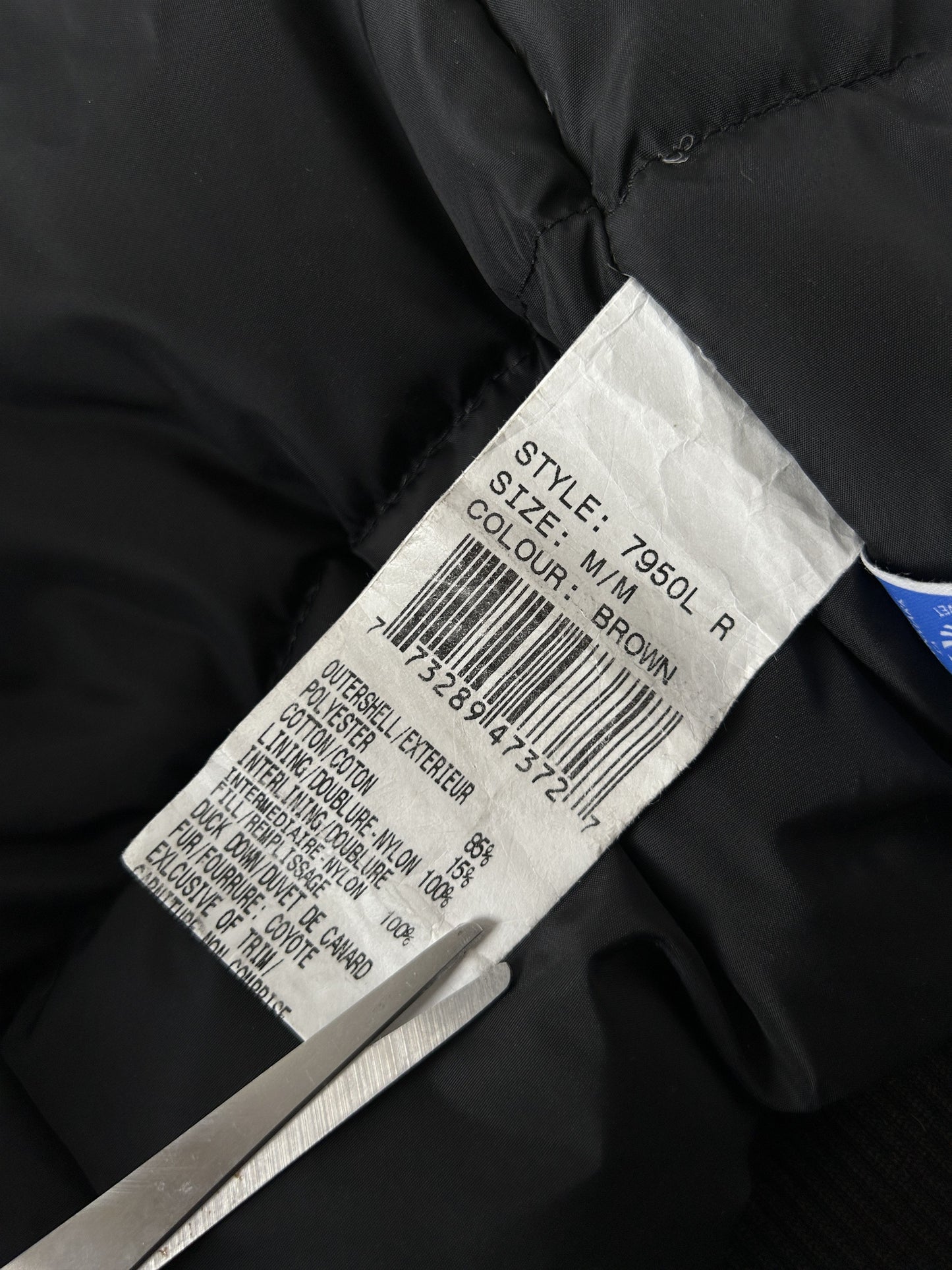 Canada goose chilliwack hooded bomber jacket