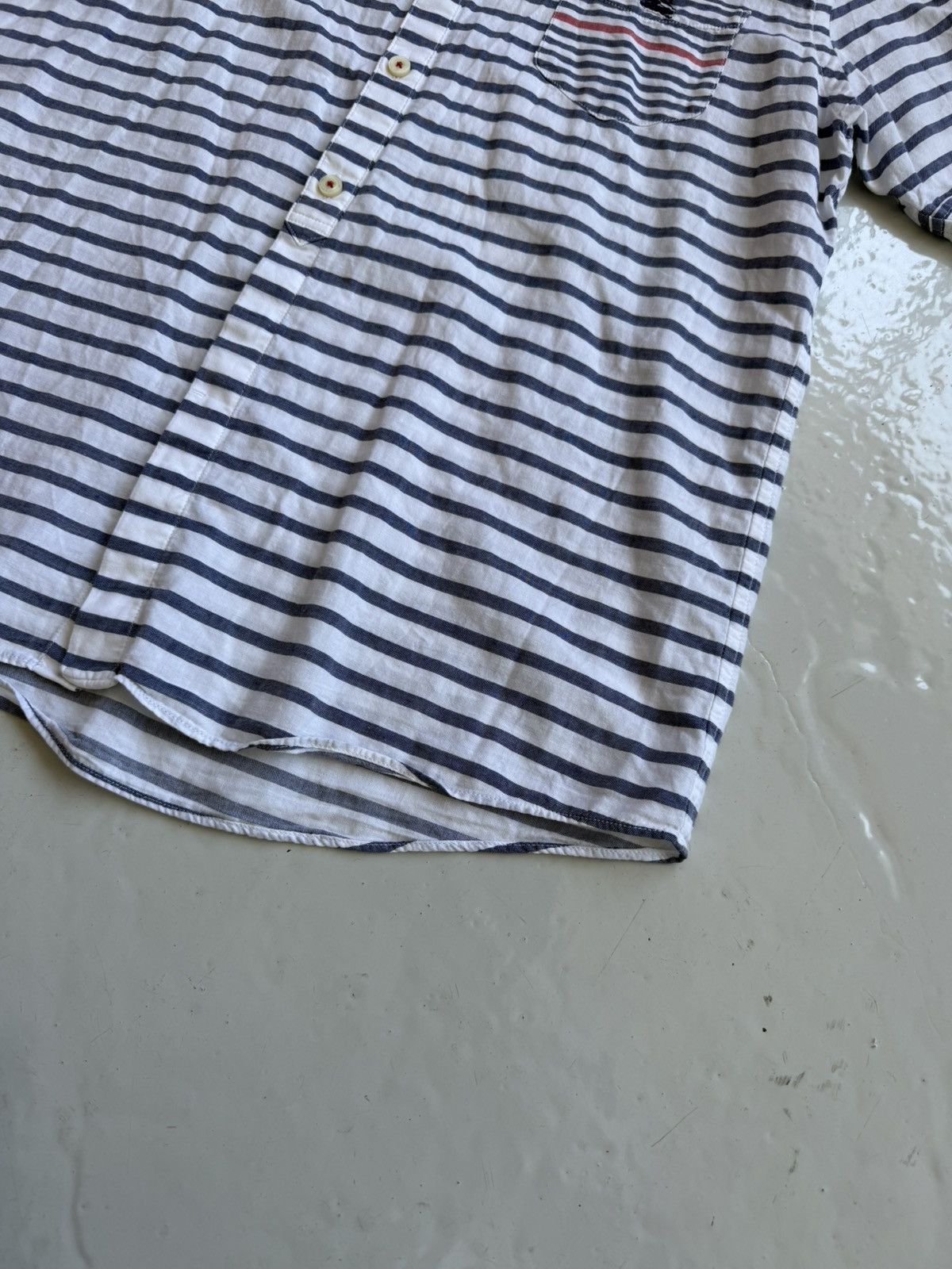 Burberry black label striped short sleeve shirt