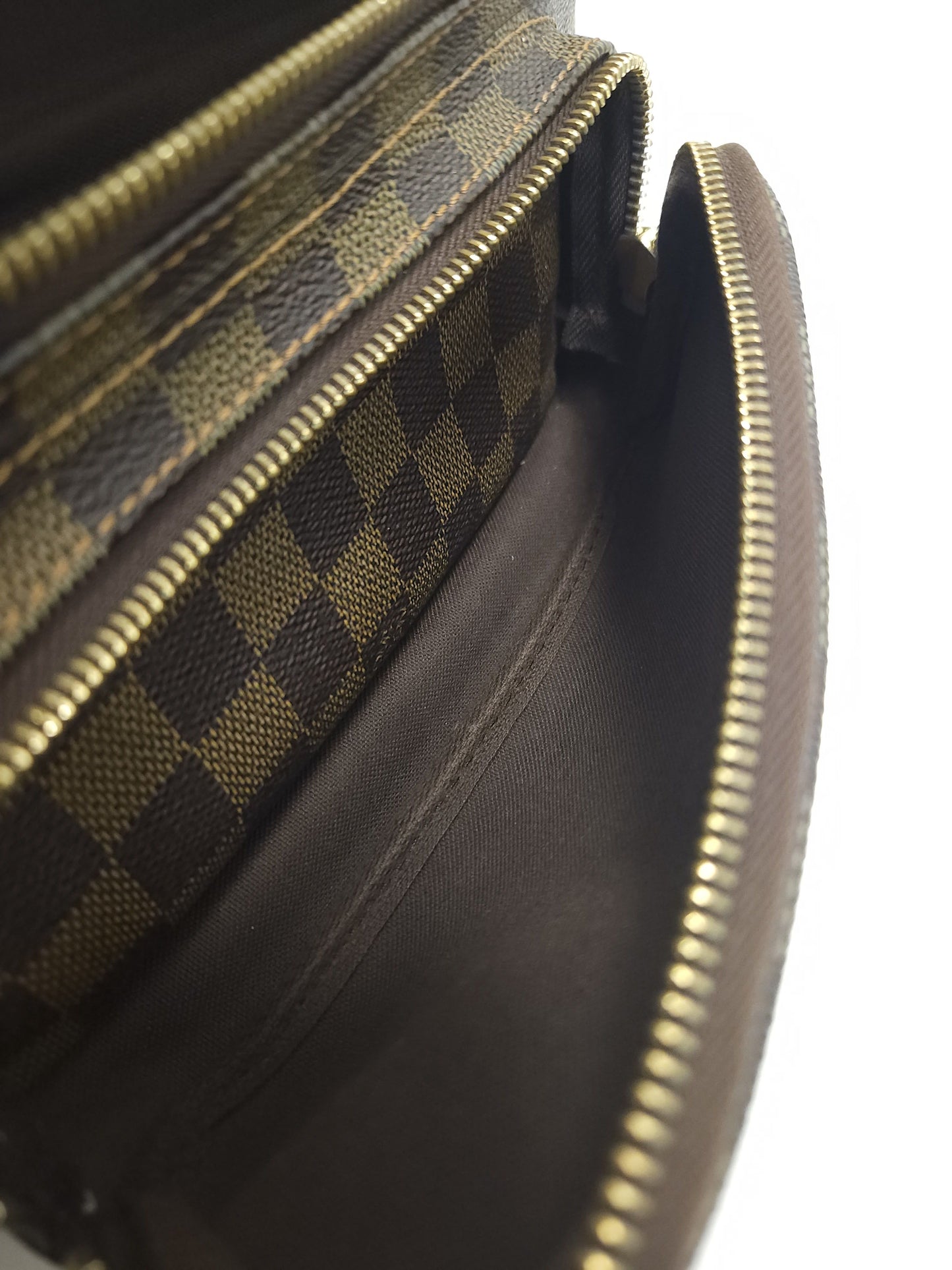Louis vuitton damier ebene melville bumbag