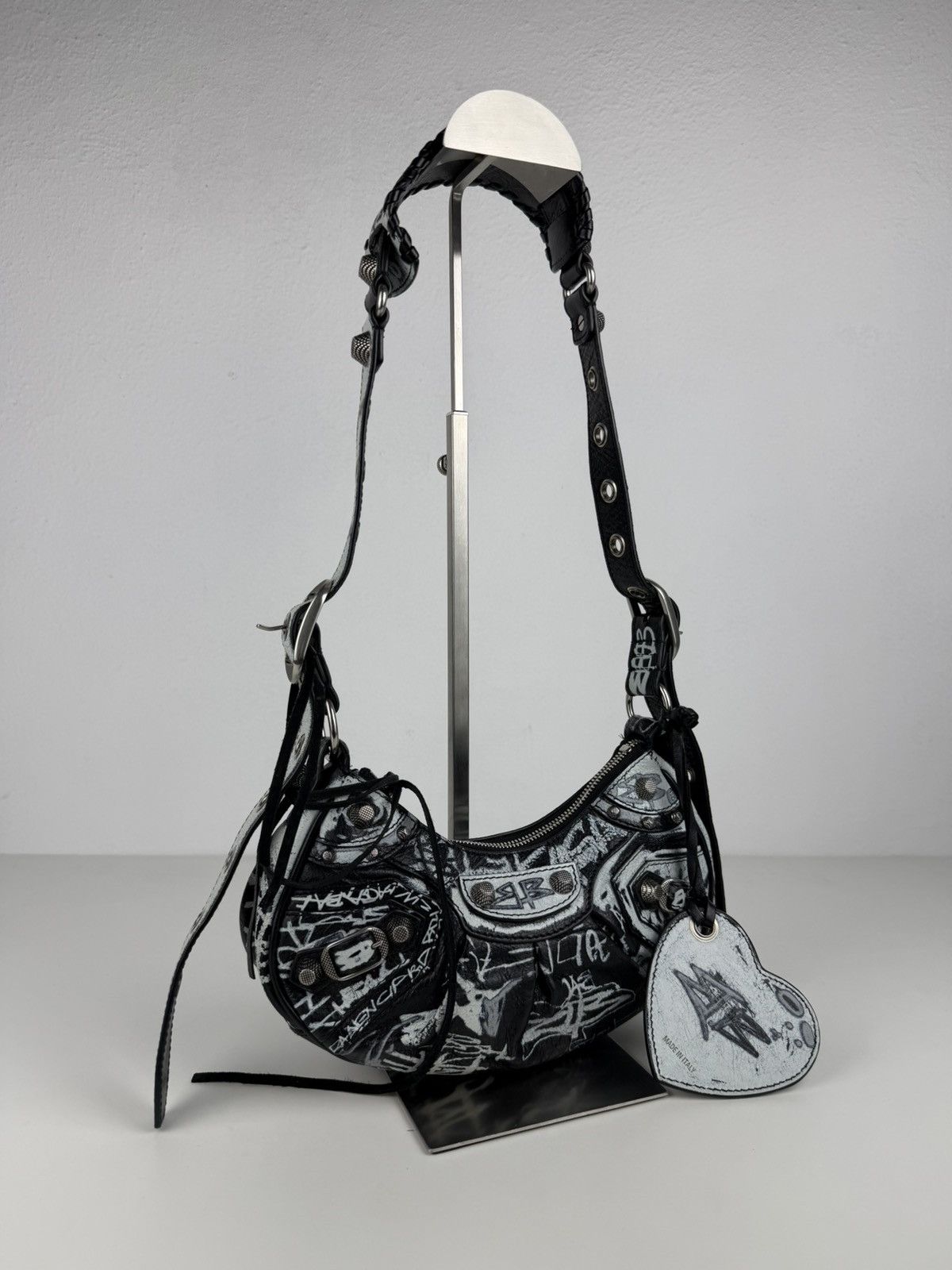 Balenciaga le cagole xs graffiti