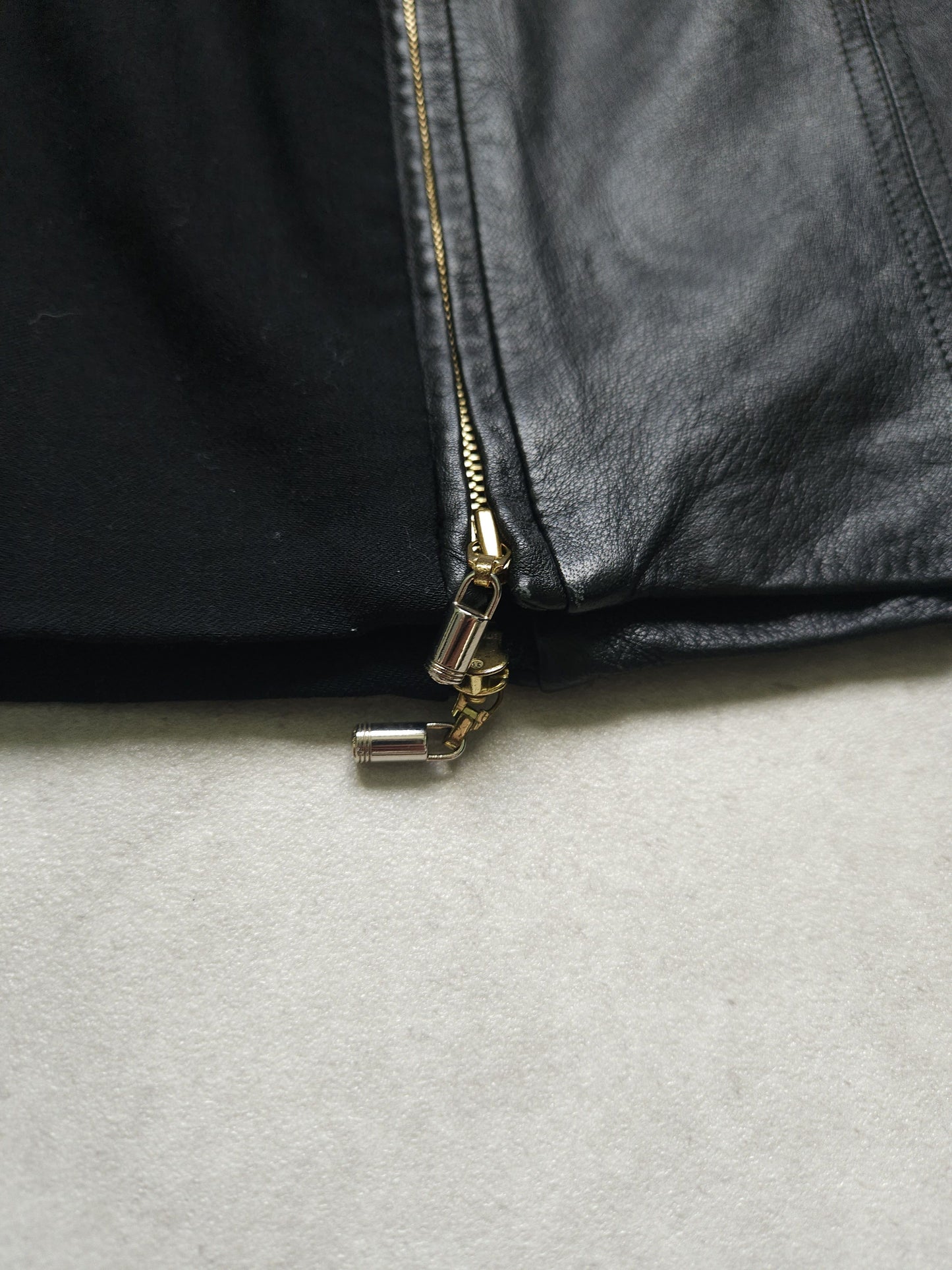 Gianni Versace Couture leather and wool zip off pencil skirt