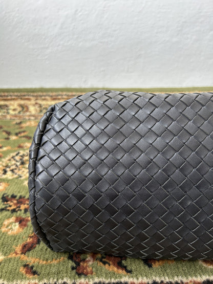 Bottega veneta intrecciato leather roma handbag