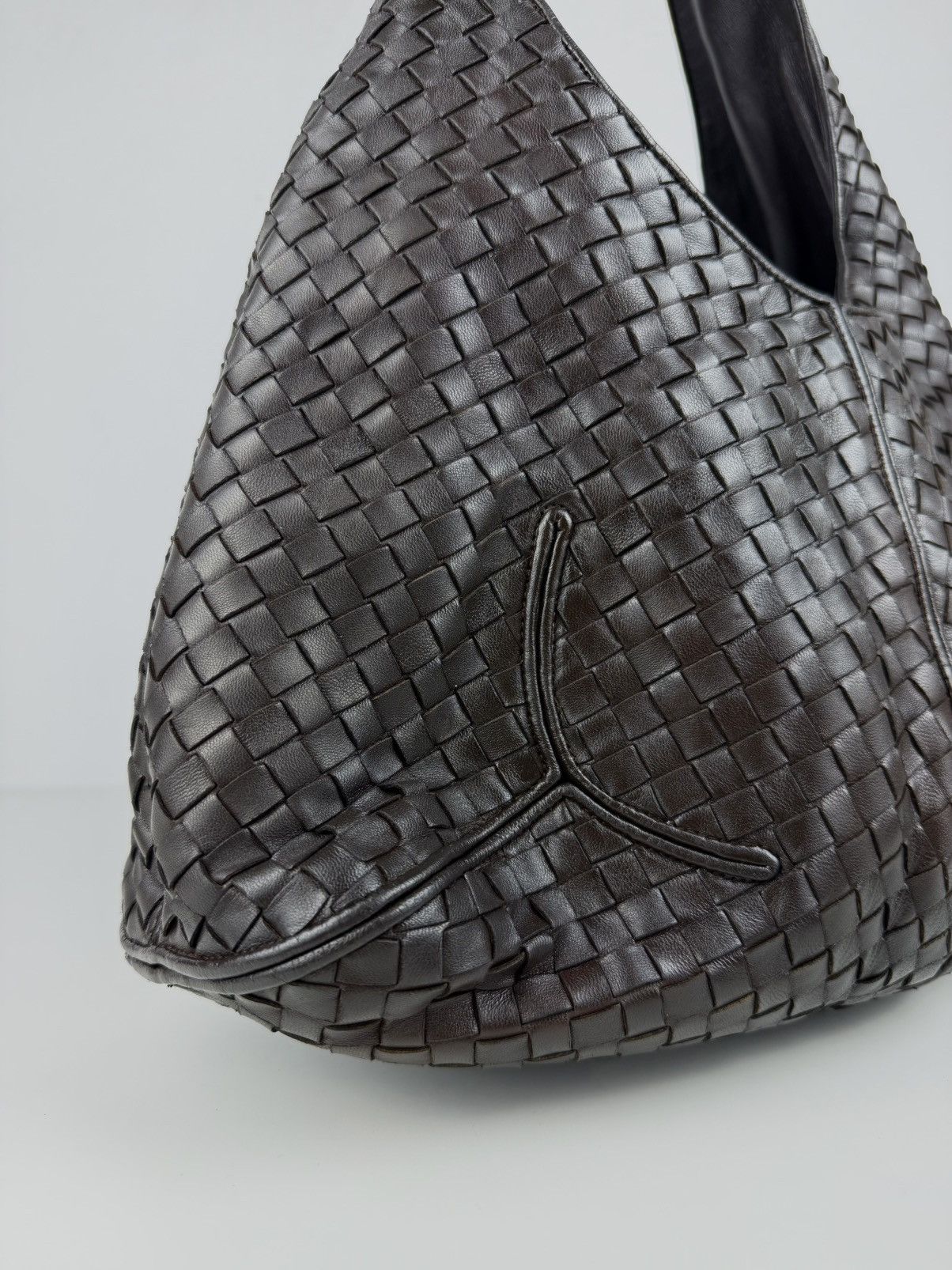 Bottega Veneta intrecciato ball hobo handbag