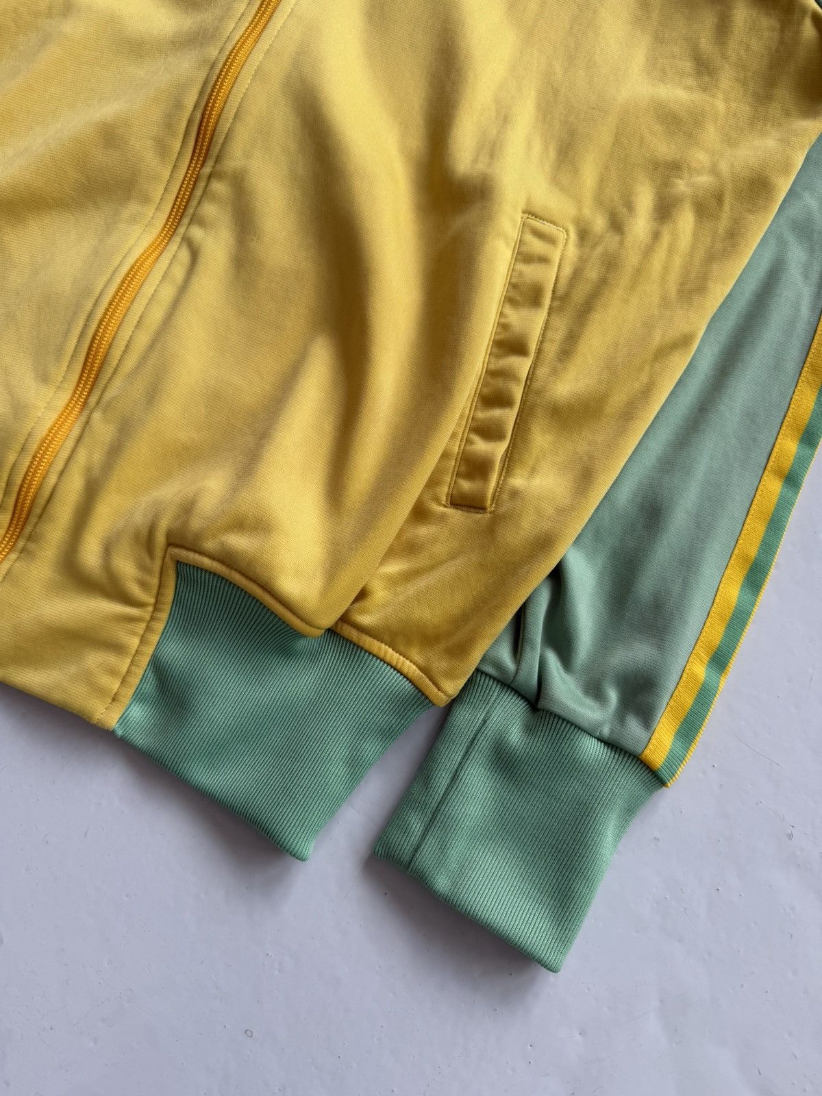 Vintage y2k Adidas Zimbabwe trefoil track jacket