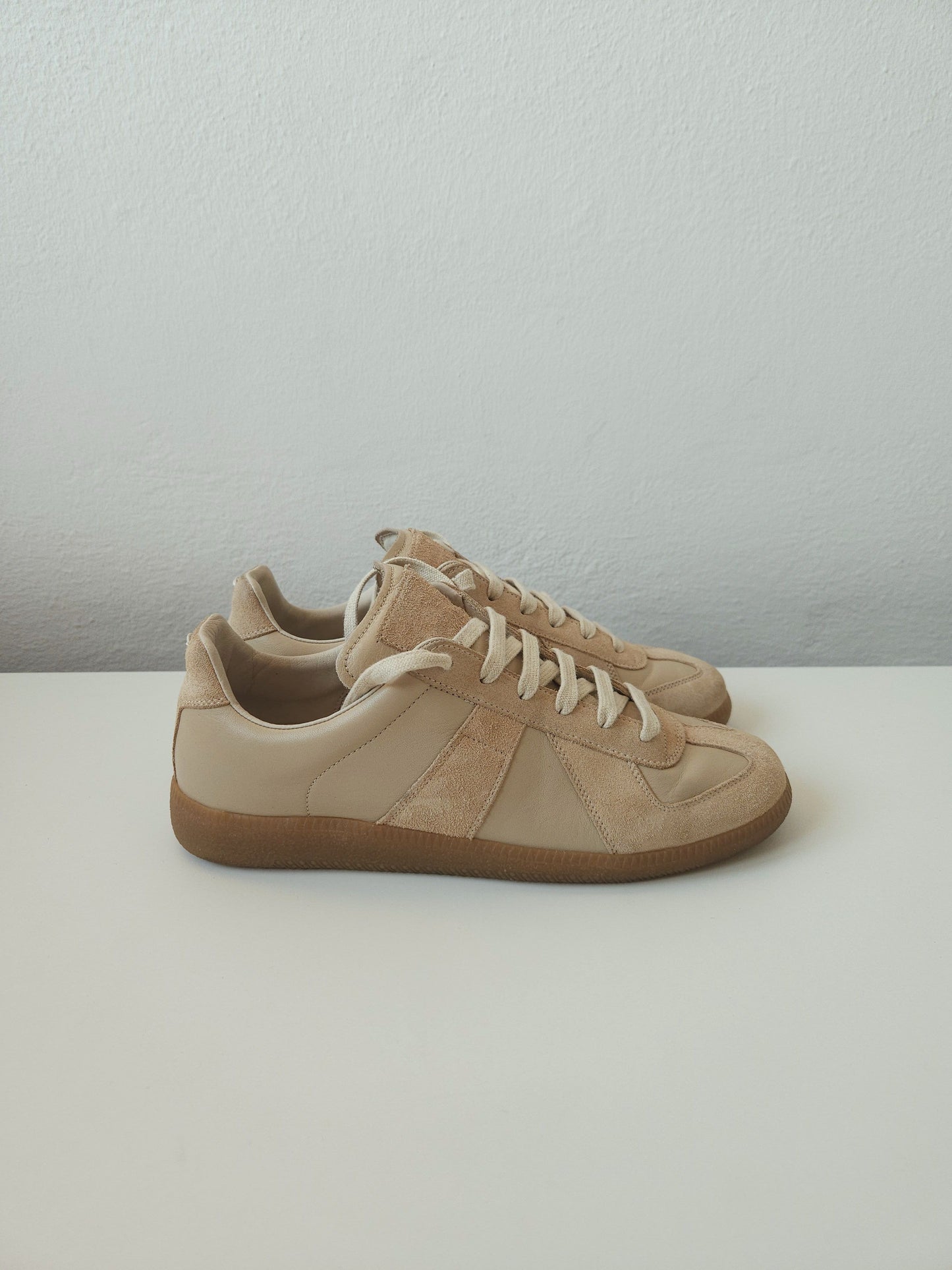 Maison Margiela replica sneakers in dusty pink/ beige