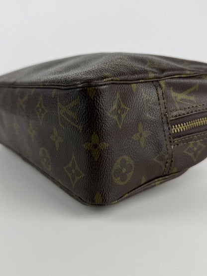 Vintage 80s Louis Vuitton monogram trousse 28 toiletry bag