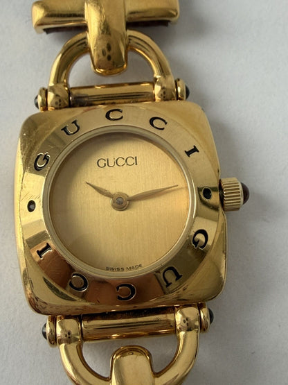 Vintage 1997 Gucci 6300 L watch