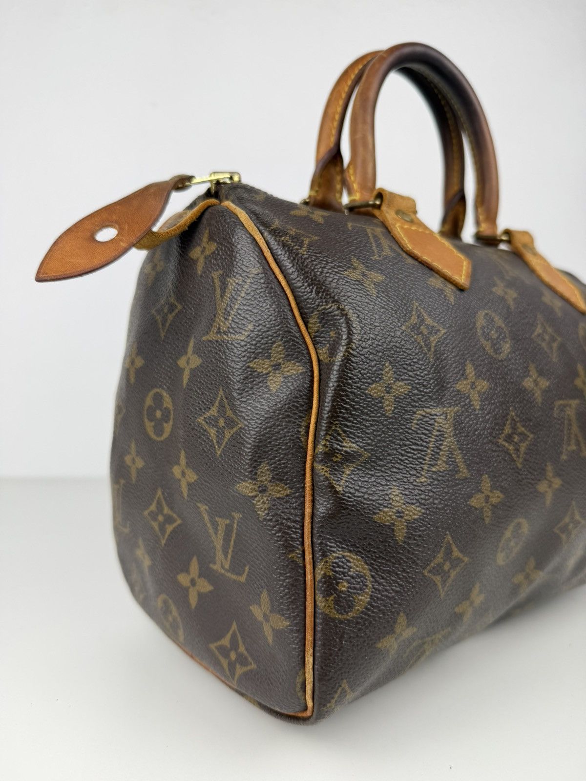 Louis Vuitton monogram speedy 25