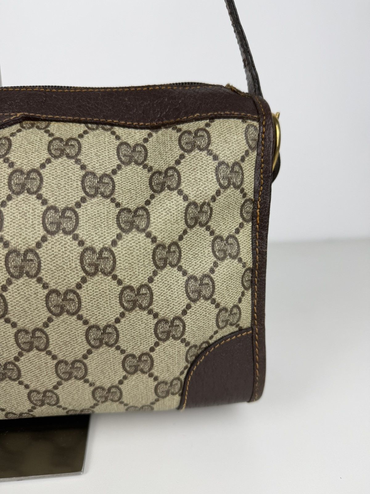 Vintage 70s Gucci monogram shoulder bag