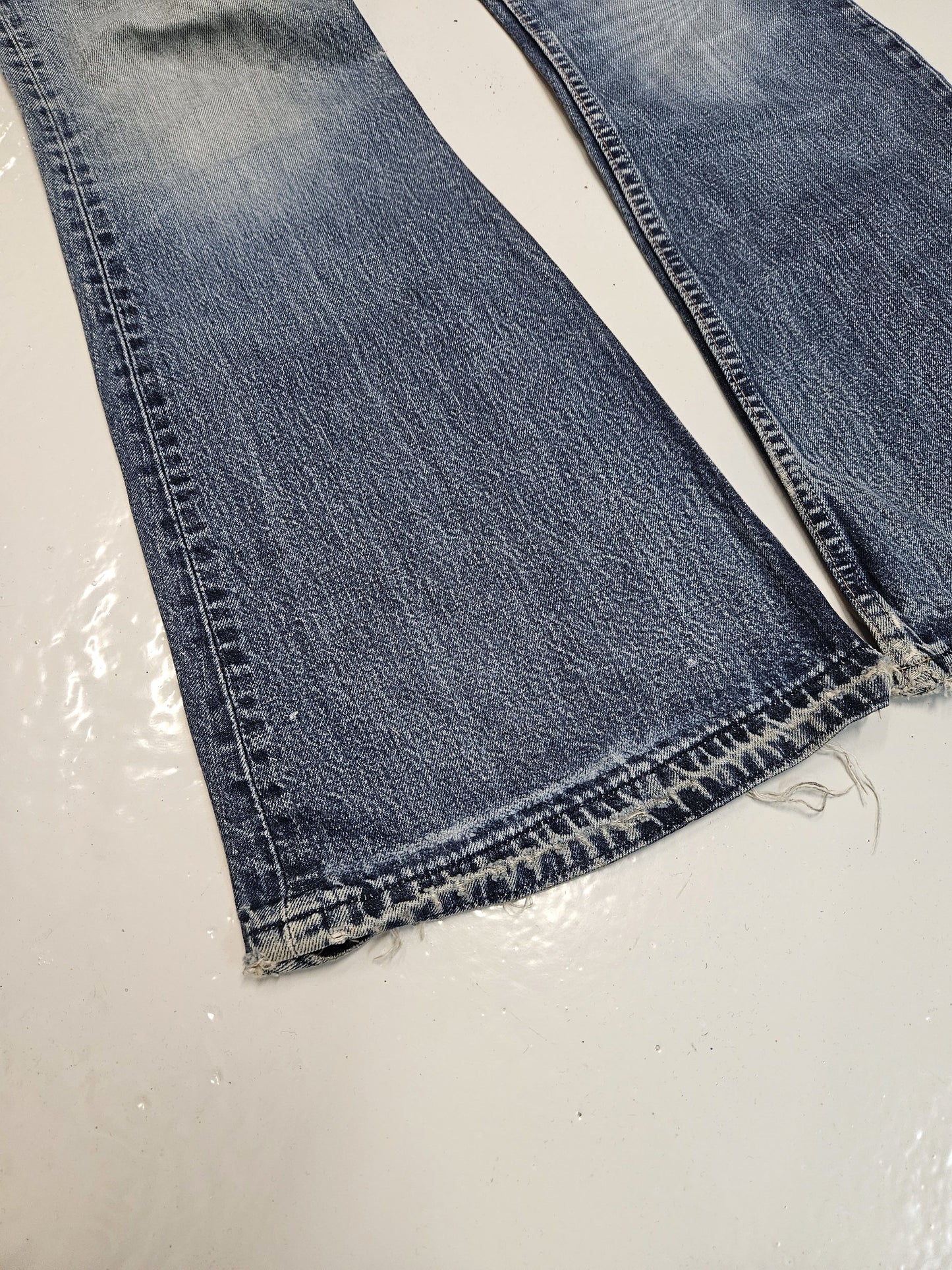 Vintage y2k levis 544 distressed flared denim