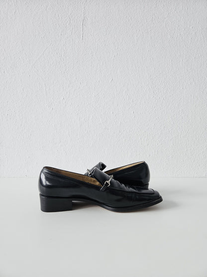 Vintage Gucci patent leather low block heel horsebit loafers