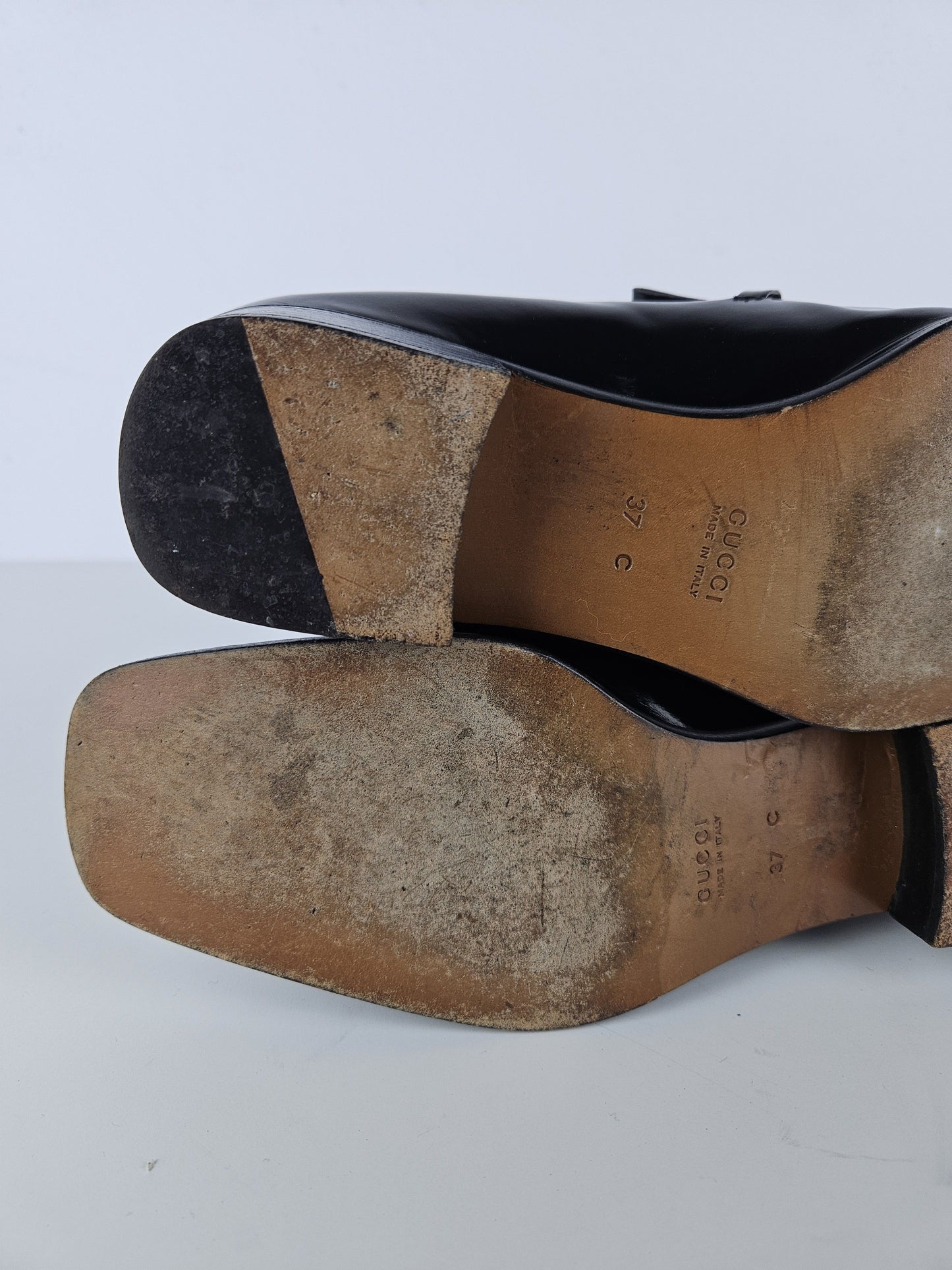 Vintage Gucci patent leather low block heel horsebit loafers