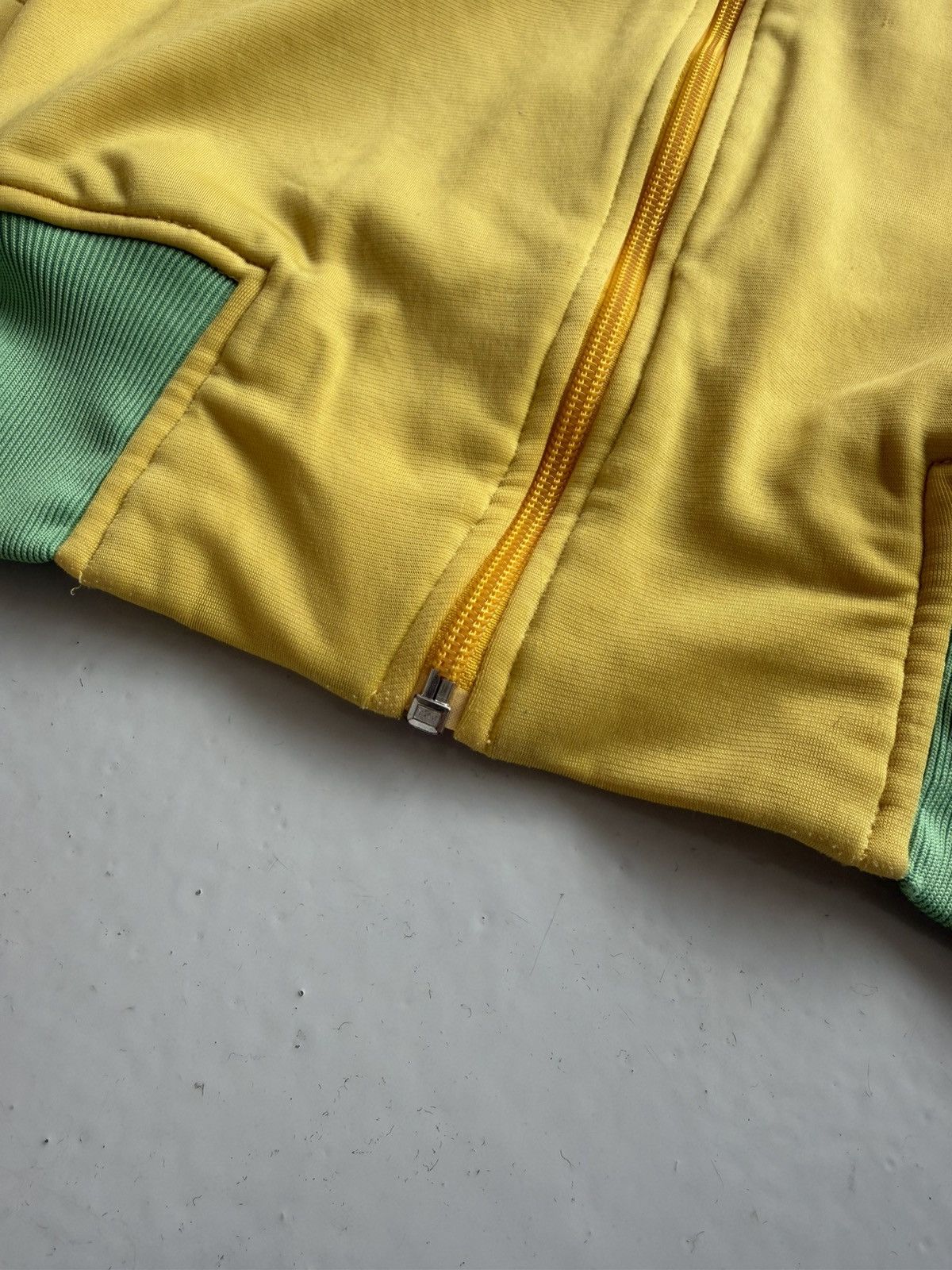 Vintage y2k Adidas Zimbabwe trefoil track jacket