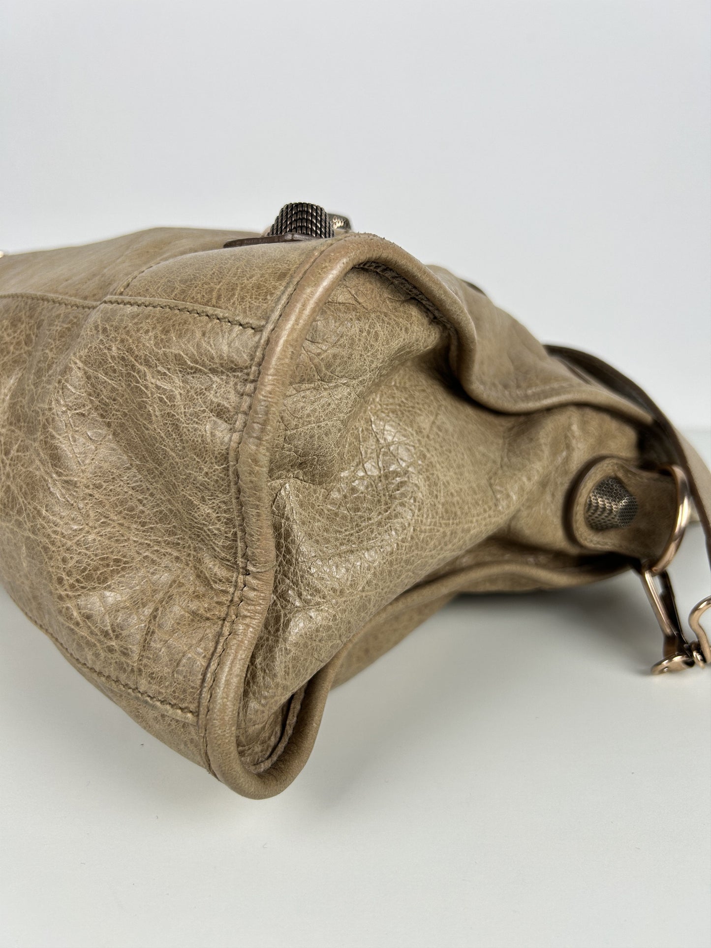 Balenciaga giant hardware city bag in beige