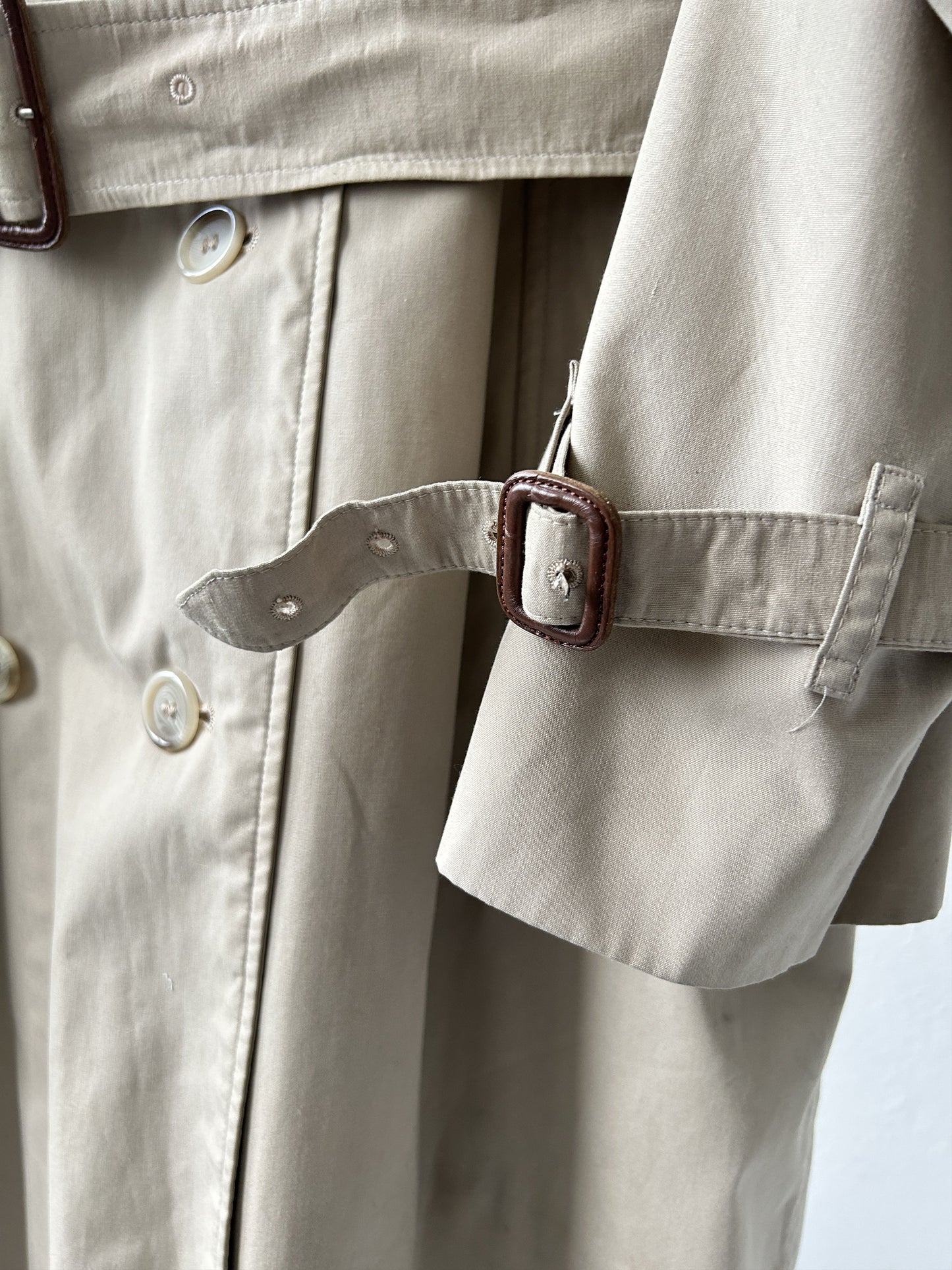 Vintage burberry nova check lined trench coat