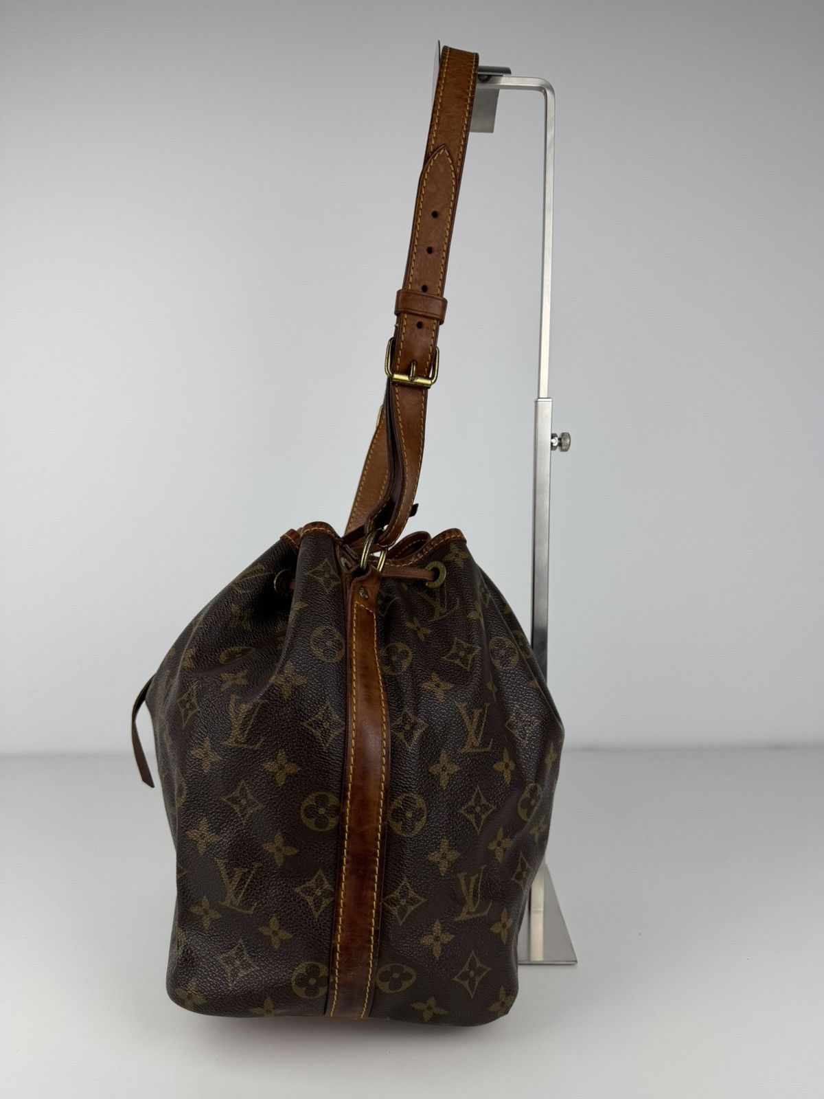 Vintage Louis Vuitton monogram Noe PM
