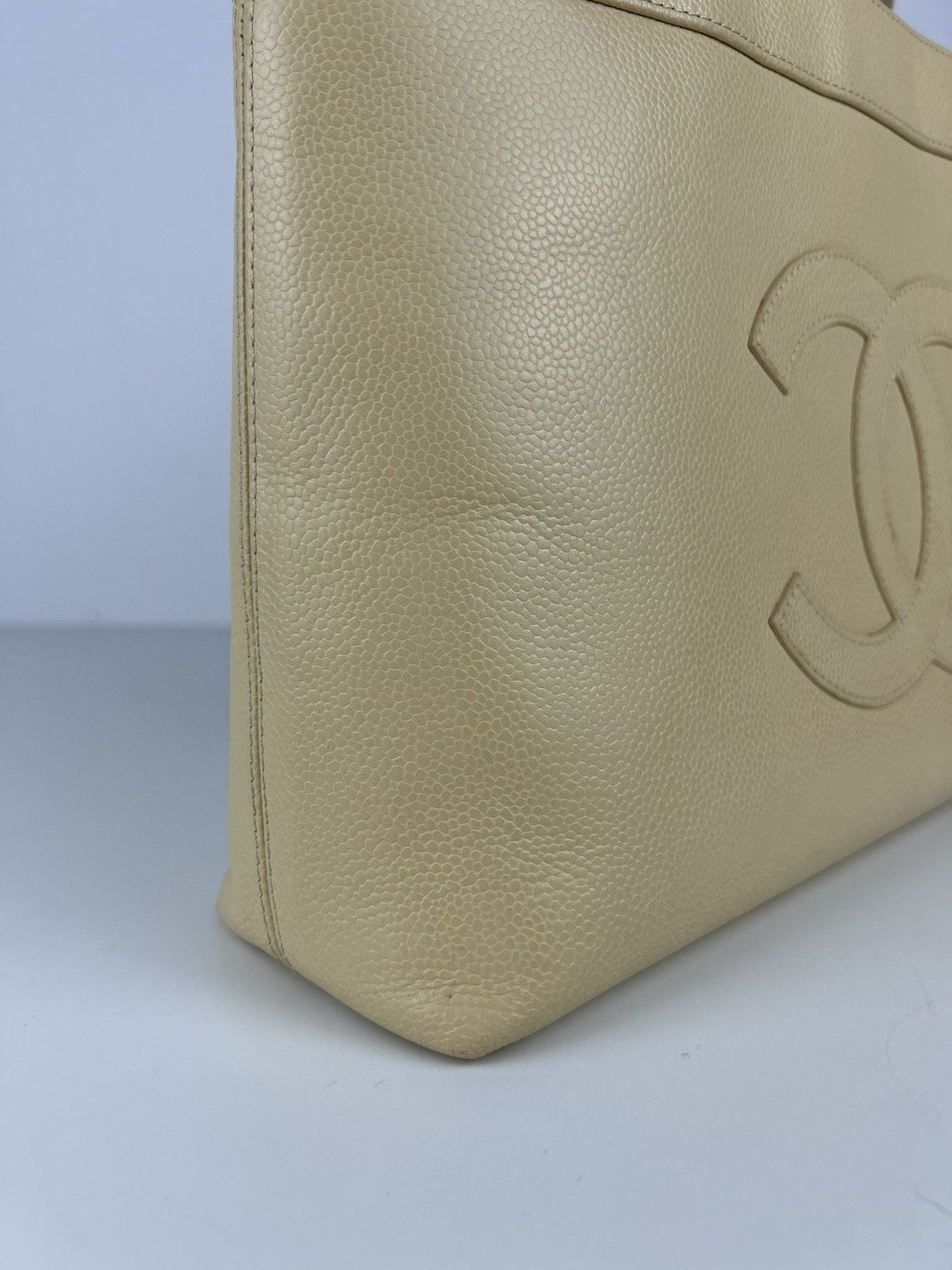 2004-2005 Chanel coco mark caviar open tote bag in buttery