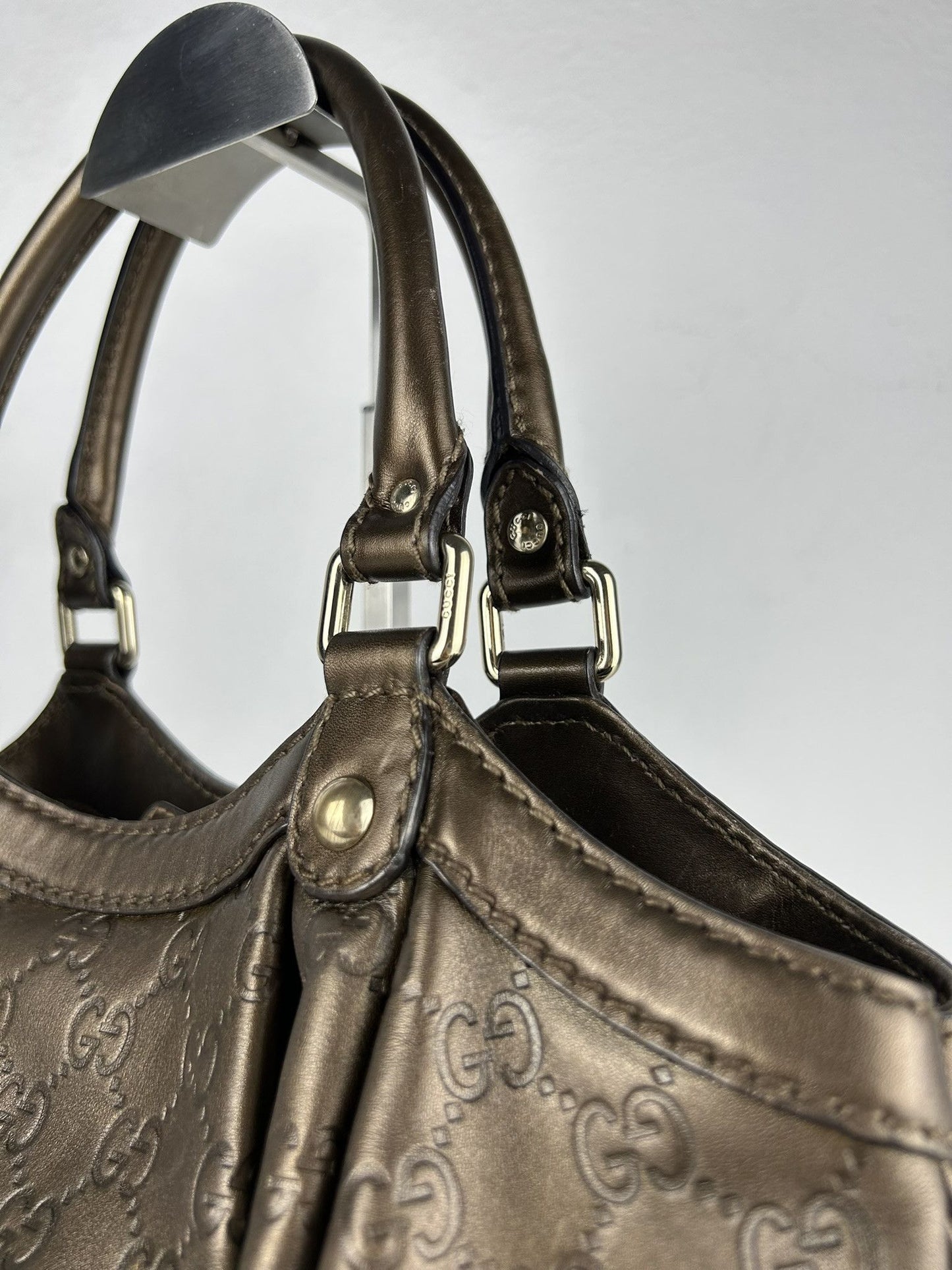 Gucci guccissima sukey medium size leather handbag