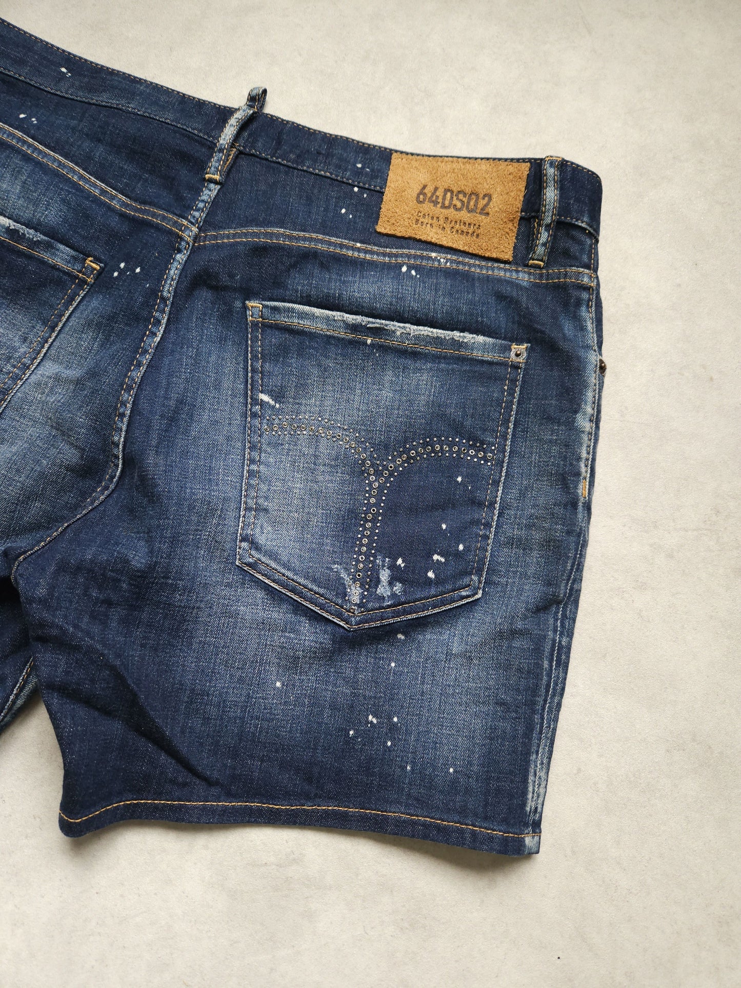 Dsquared2 Dan Commando Short distressed SS2023