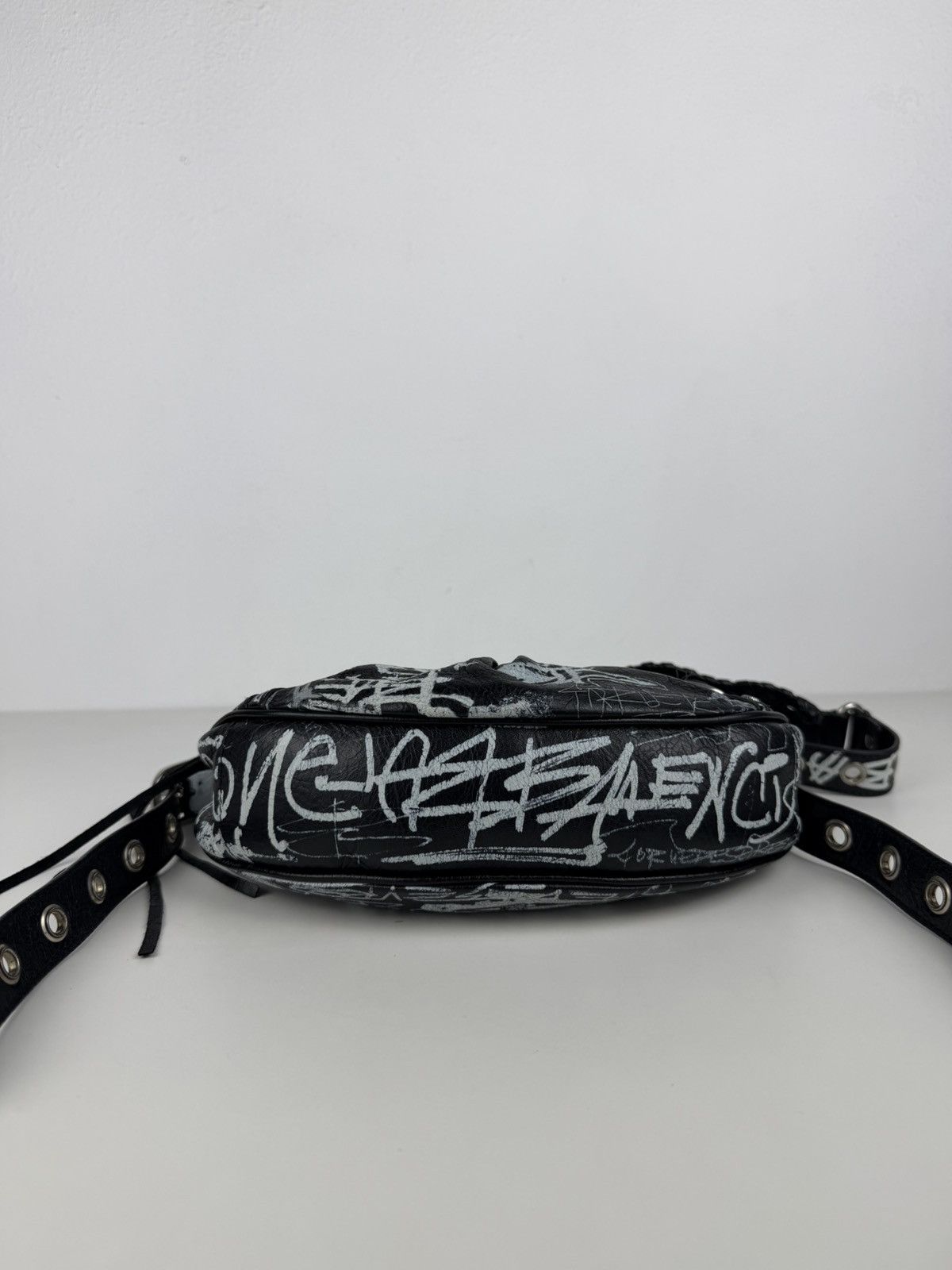 Balenciaga le cagole xs graffiti