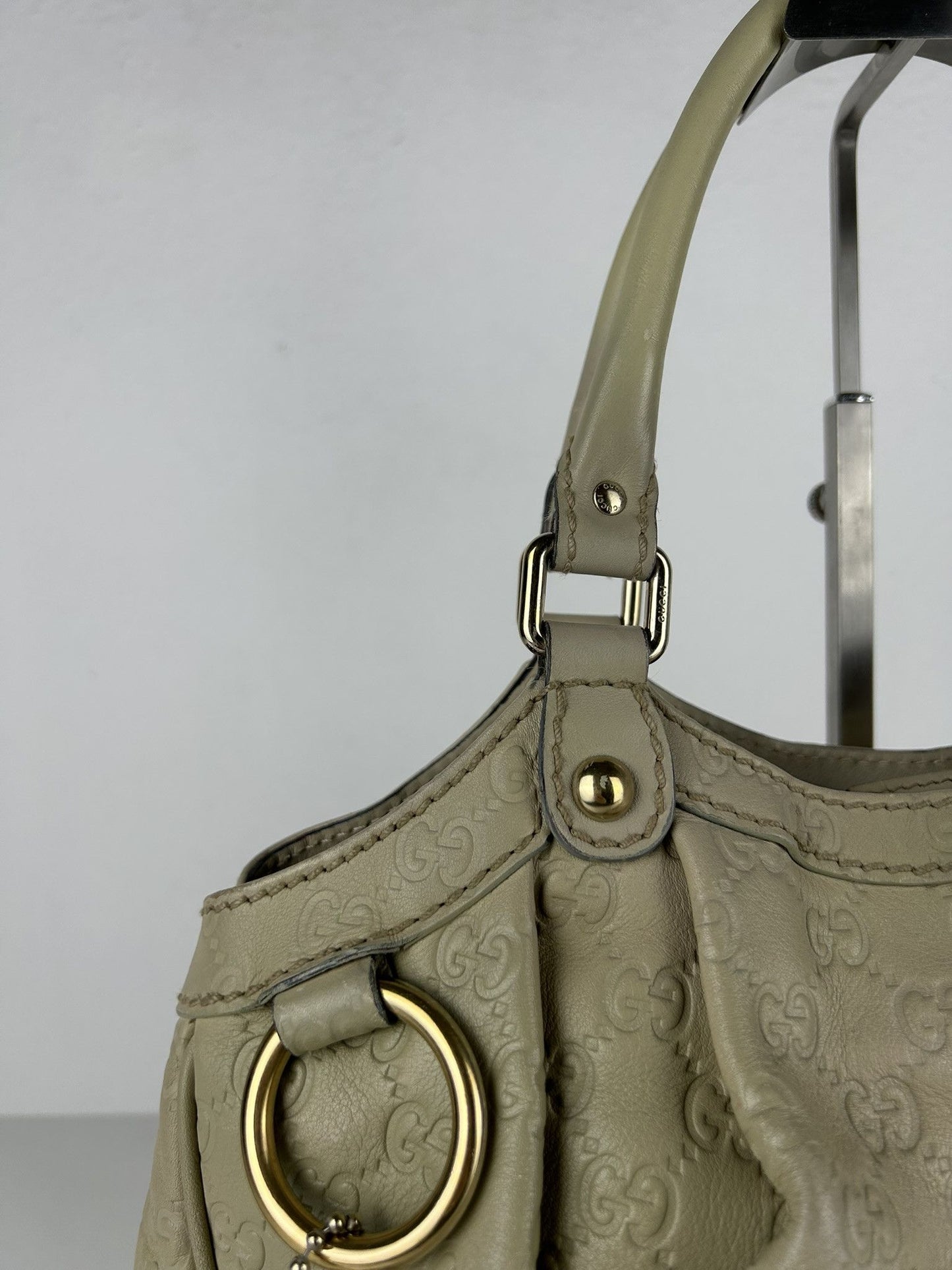 Gucci guccissima sukey medium size leather handbag