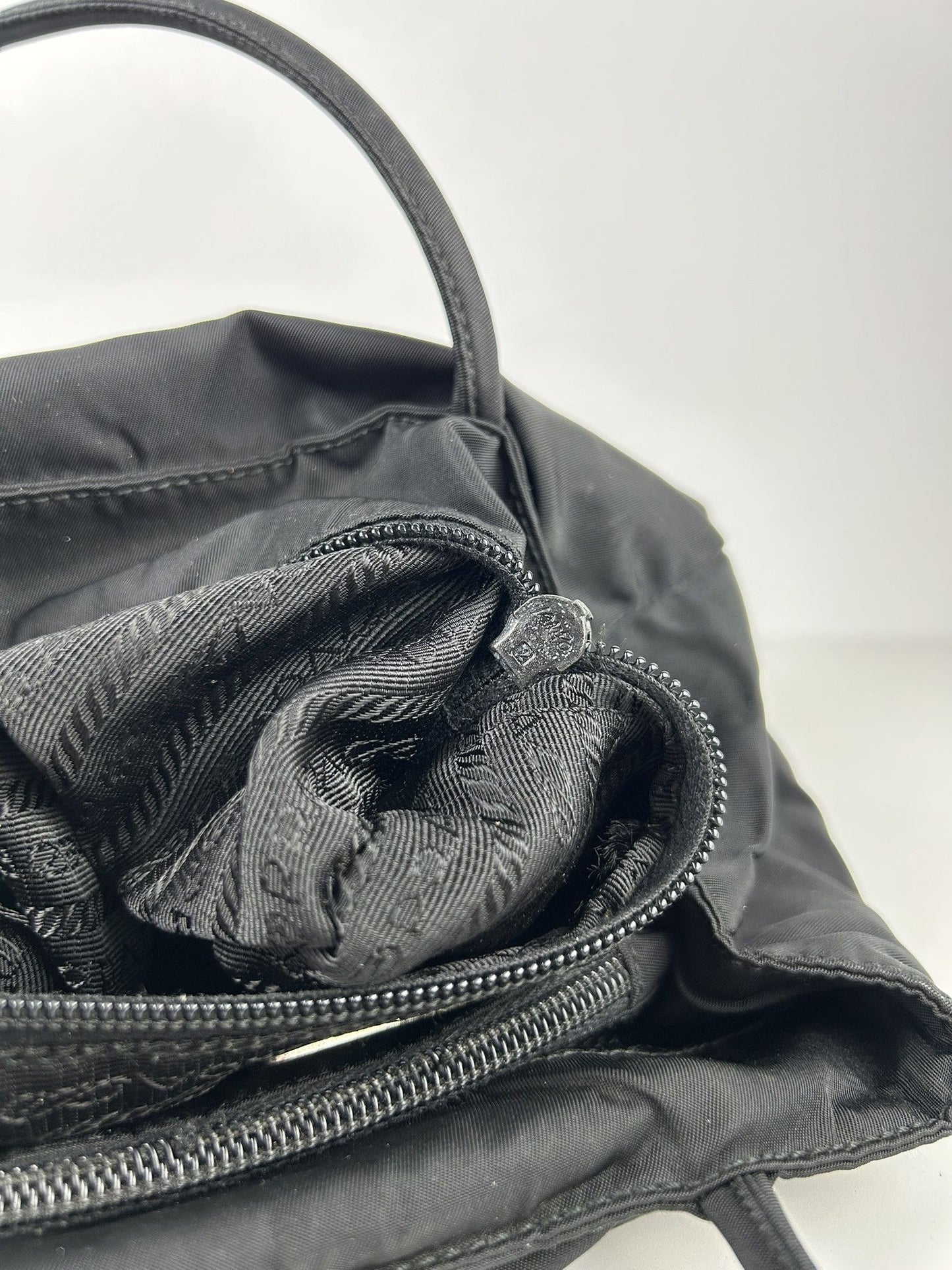 Vintage y2k prada tessuto city nylon triangle logo handbag