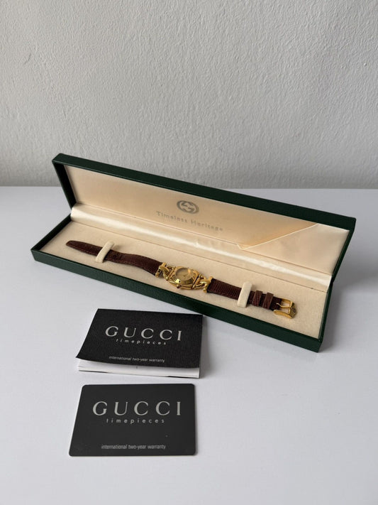 Vintage 1997 Gucci 6300 L watch