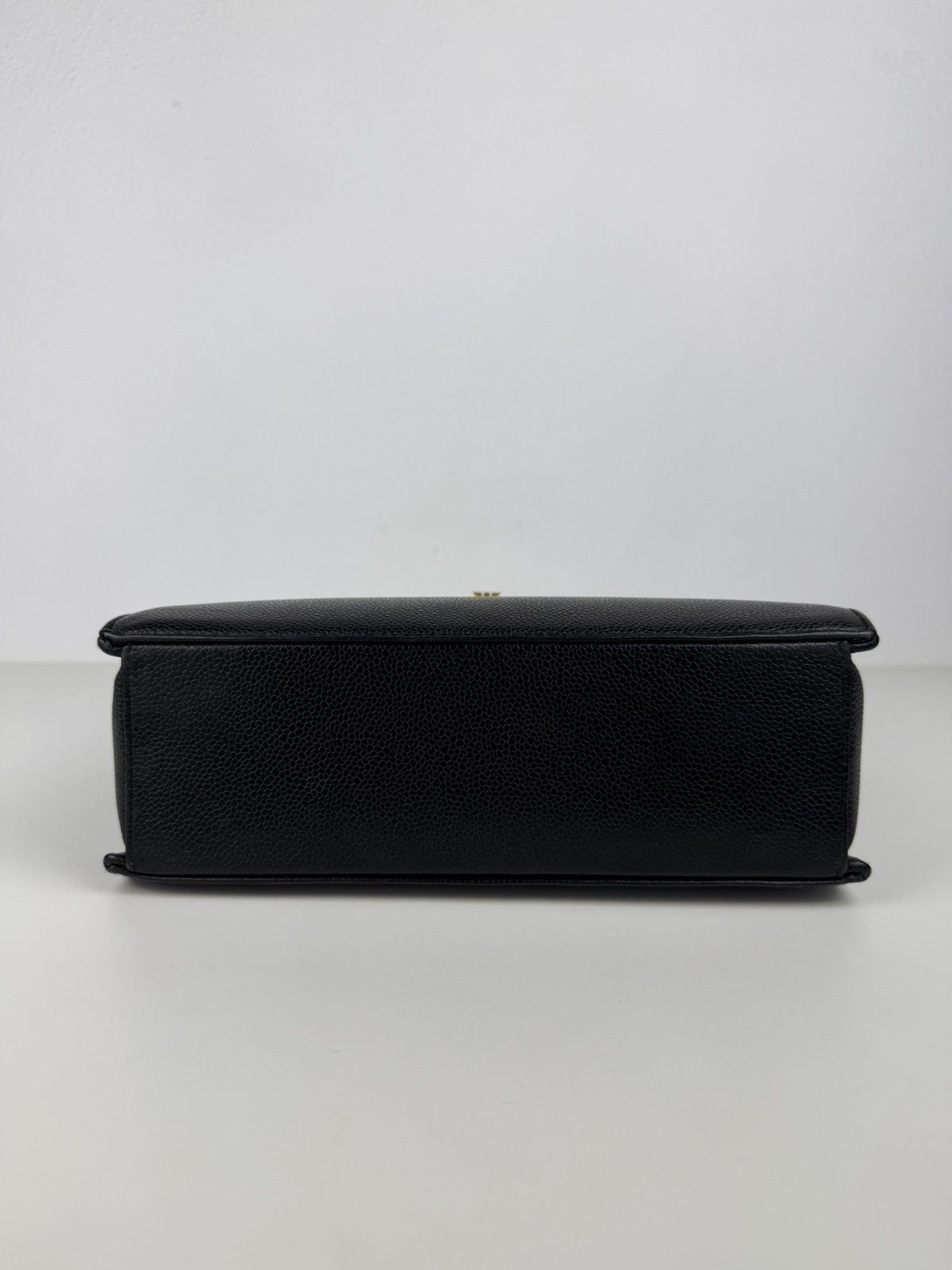 Vintage Chanel caviar 2.55 executive tote mini size