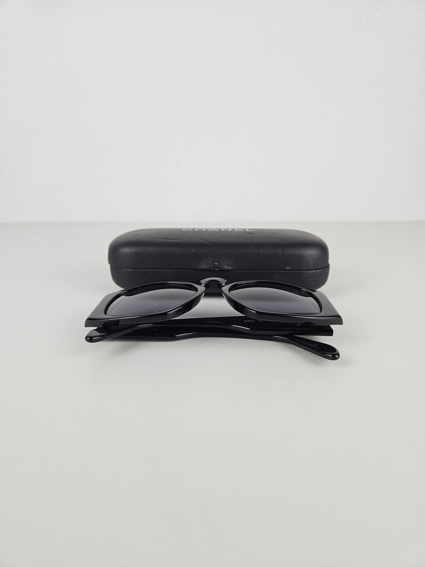 Vintage 90s Chanel 0004 10 oversized CC logo sunglasses