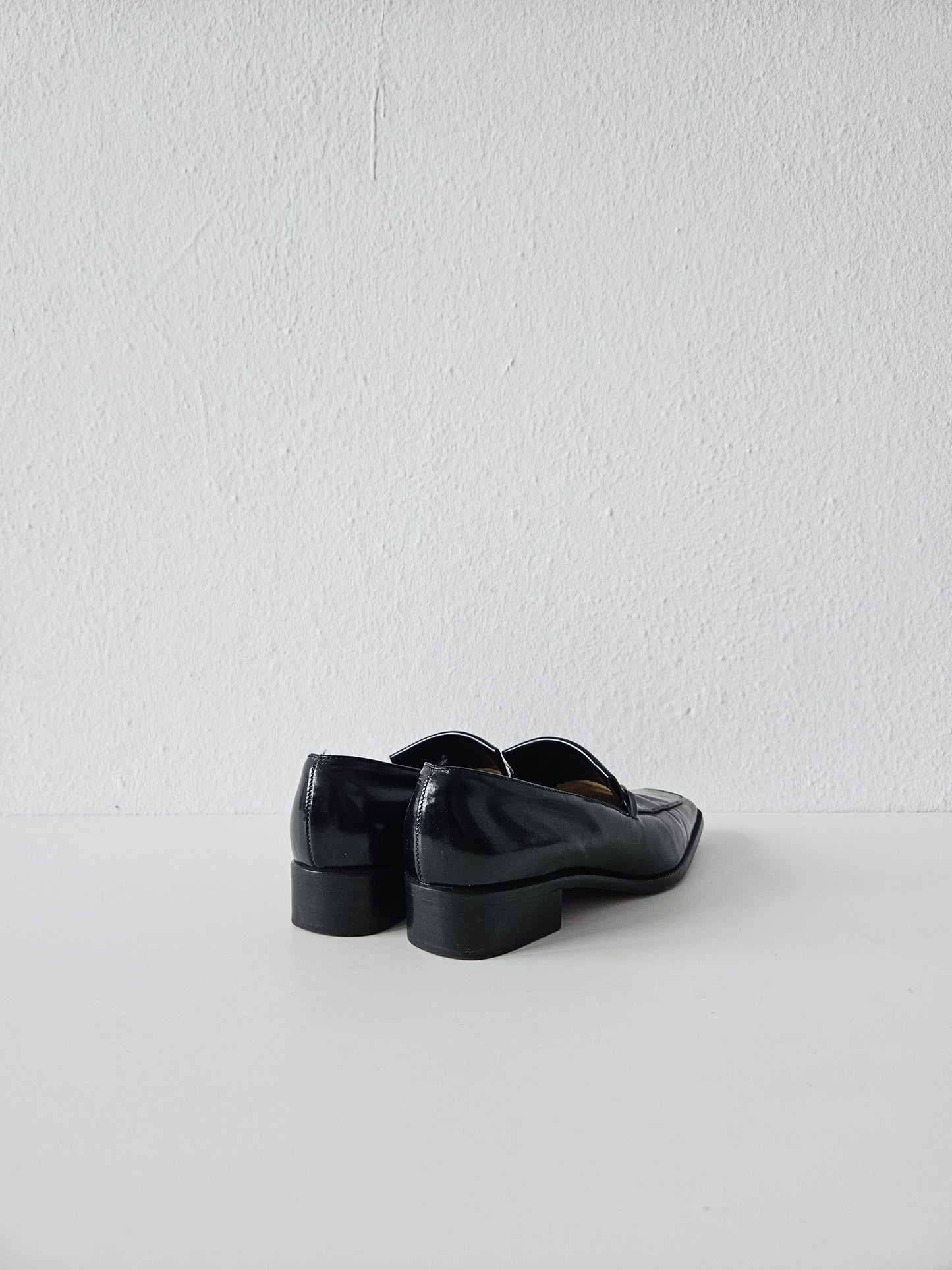 Vintage Gucci patent leather low block heel horsebit loafers