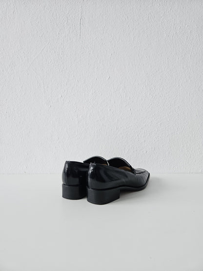 Vintage Gucci patent leather low block heel horsebit loafers
