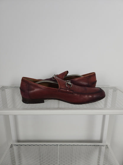 Gucci leather horsebit loafers in distressed red