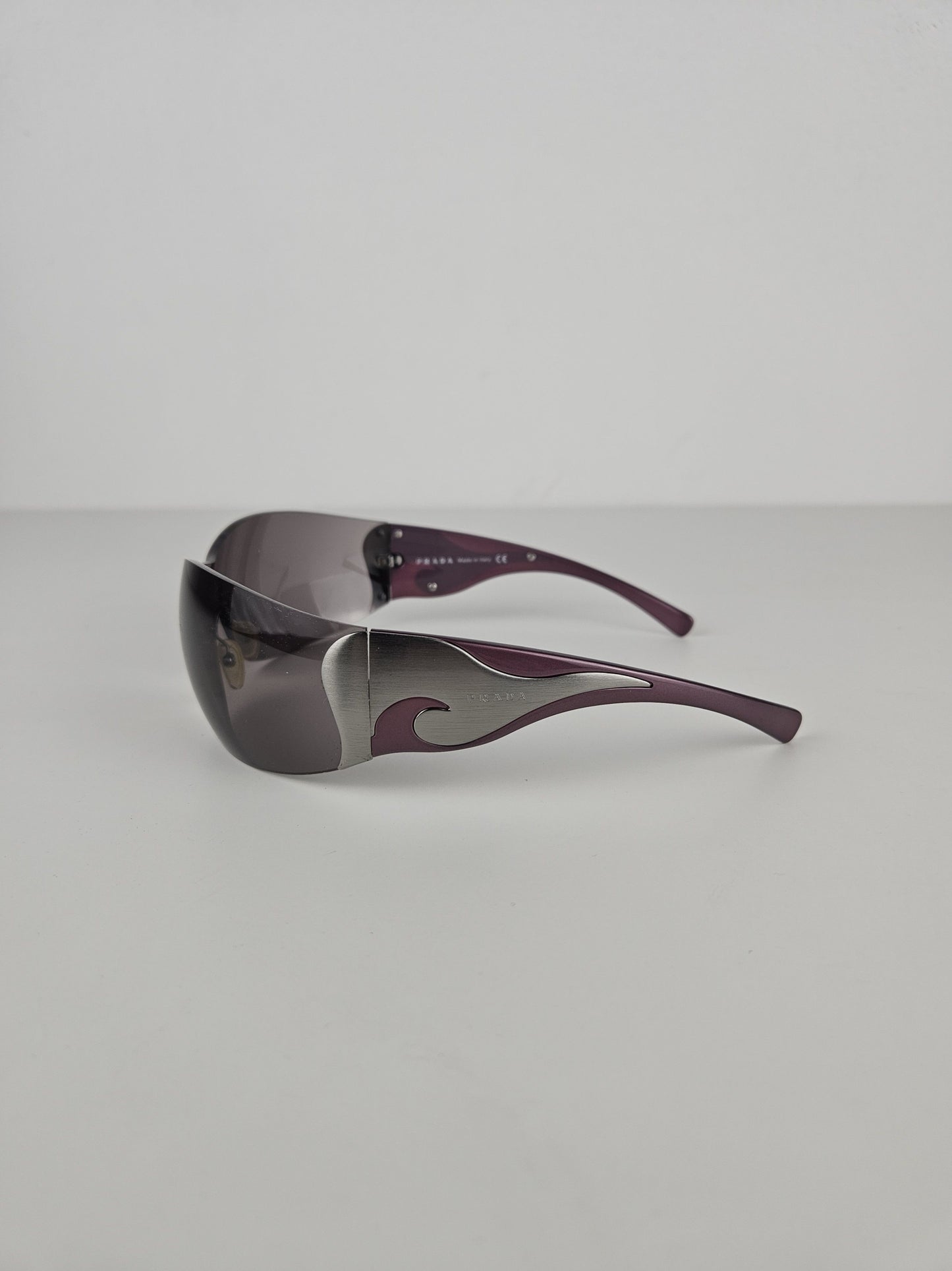 Archive y2k Prada SPR58F wraparound flame sunglasses