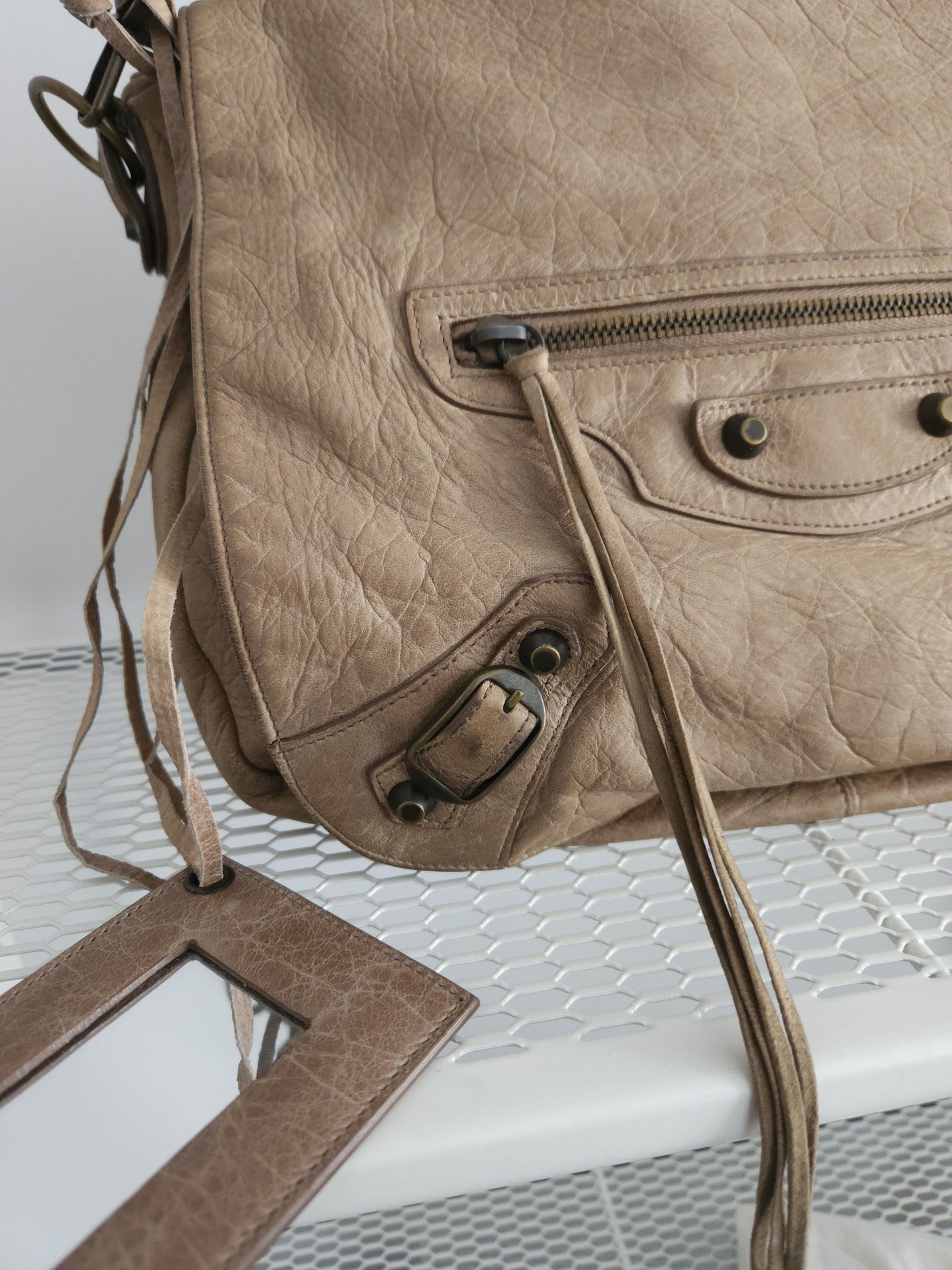 Balenciaga the folk messenger bag