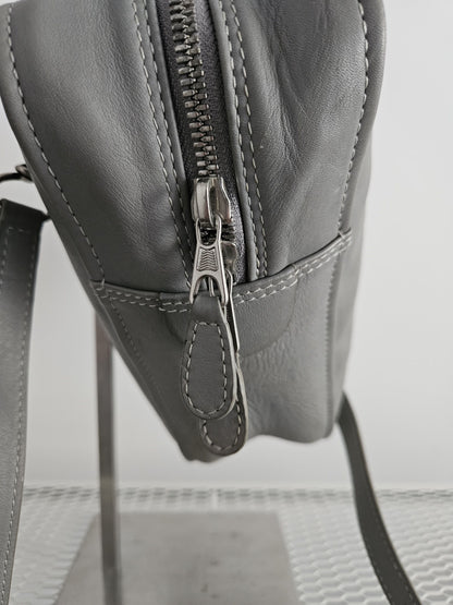 AW2017 Balenciaga triangle duffle bag M