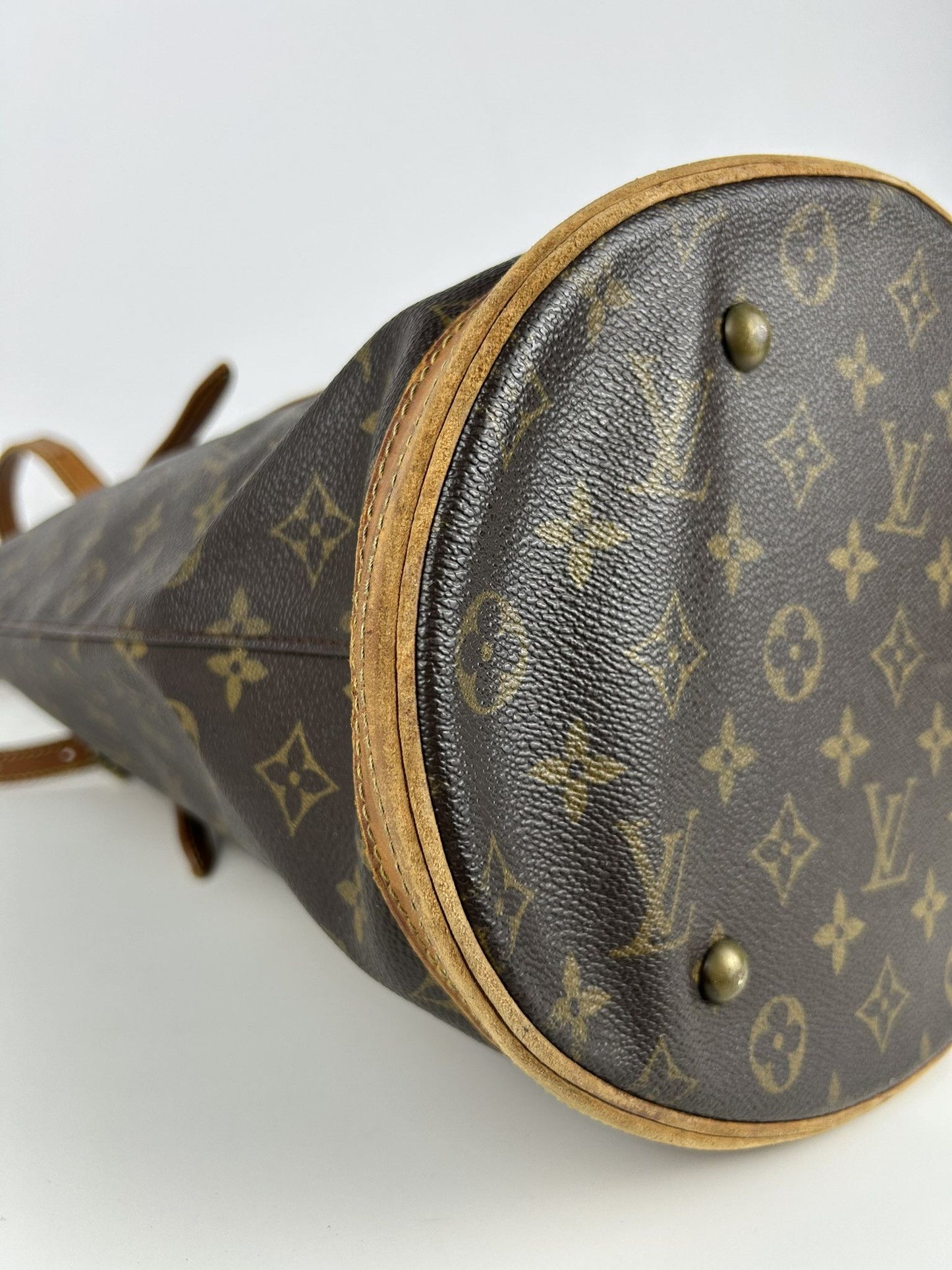 Vintage Louis Vuitton monogram bucket GM handbag