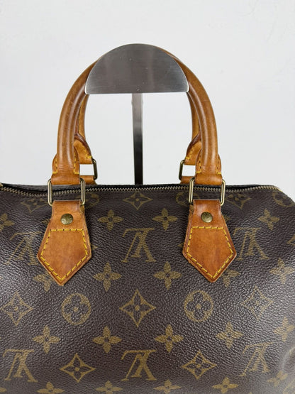 Vintage Louis Vuitton monogram speedy 25
