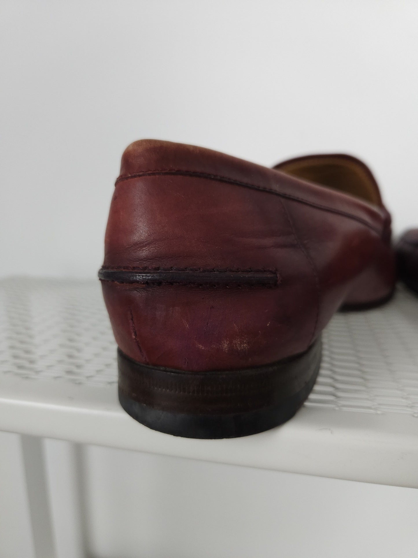 Gucci leather horsebit loafers in distressed red