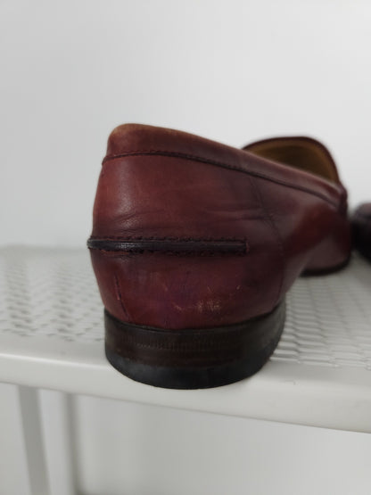 Gucci leather horsebit loafers in distressed red