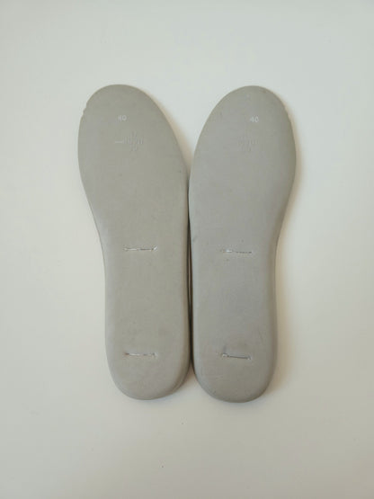 Maison Margiela replica sneakers in dusty pink/ beige