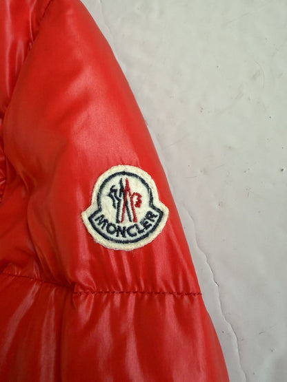 Vintage moncler puffer jacket with badge